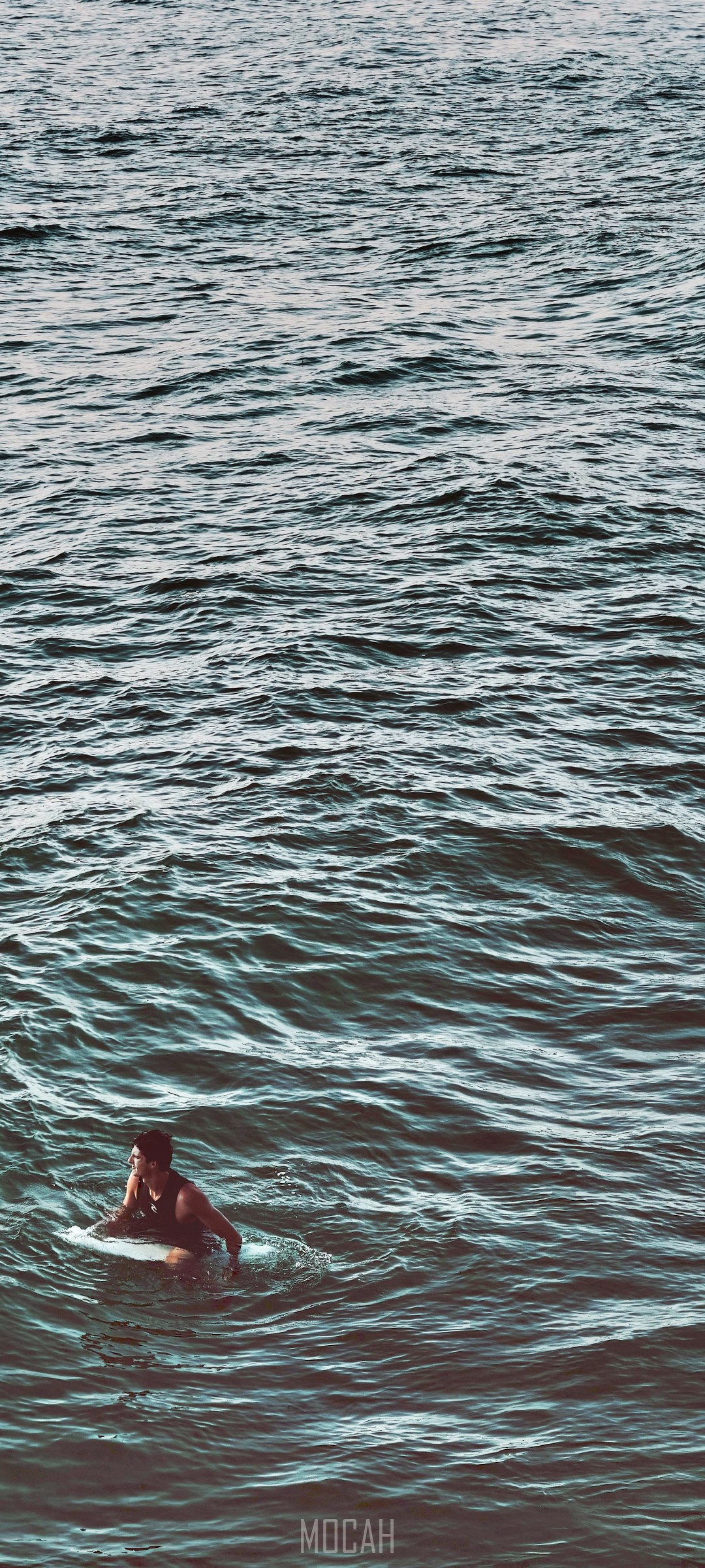Man on surfboard in the ocean HD Phone Wallpaper