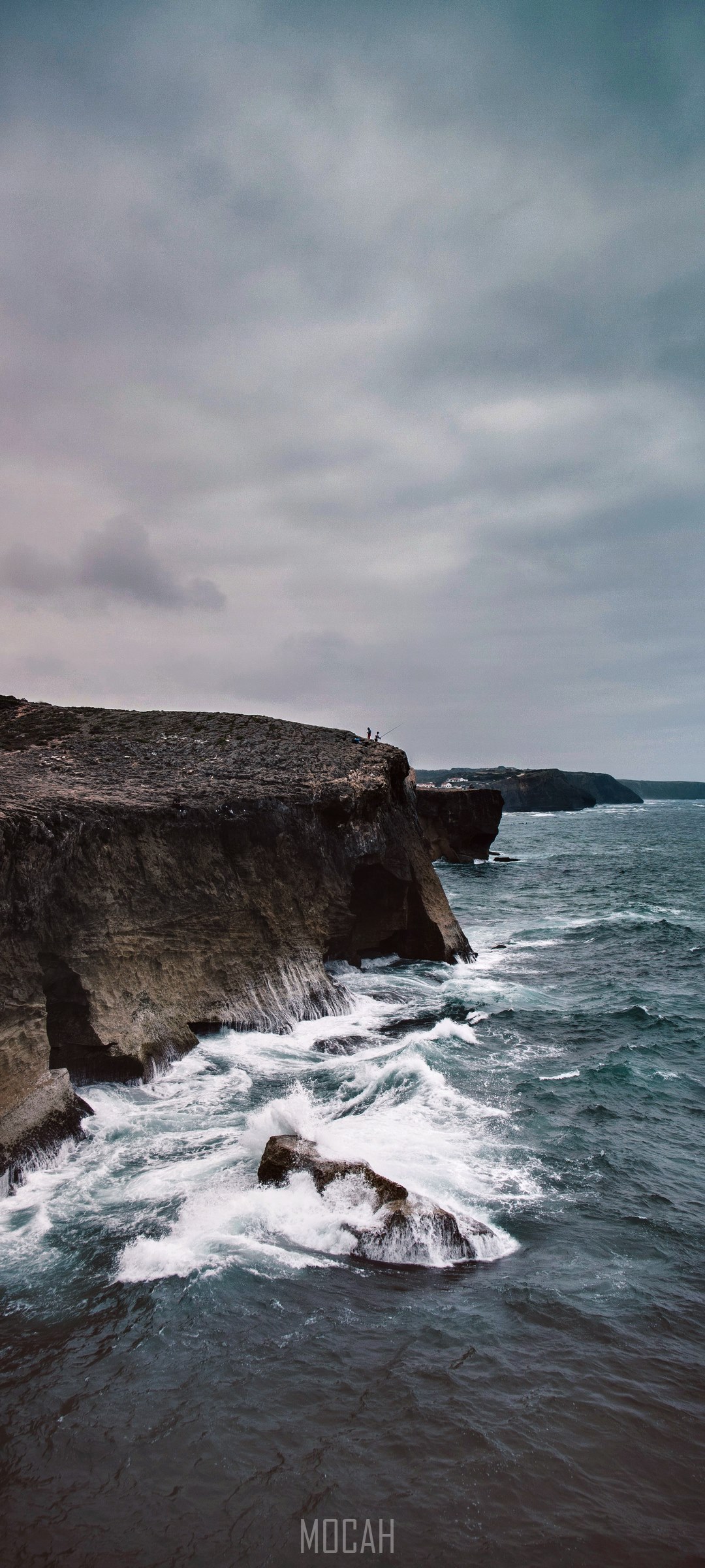 Cliff coastline with rough sea crashing HD Phone Wallpaper