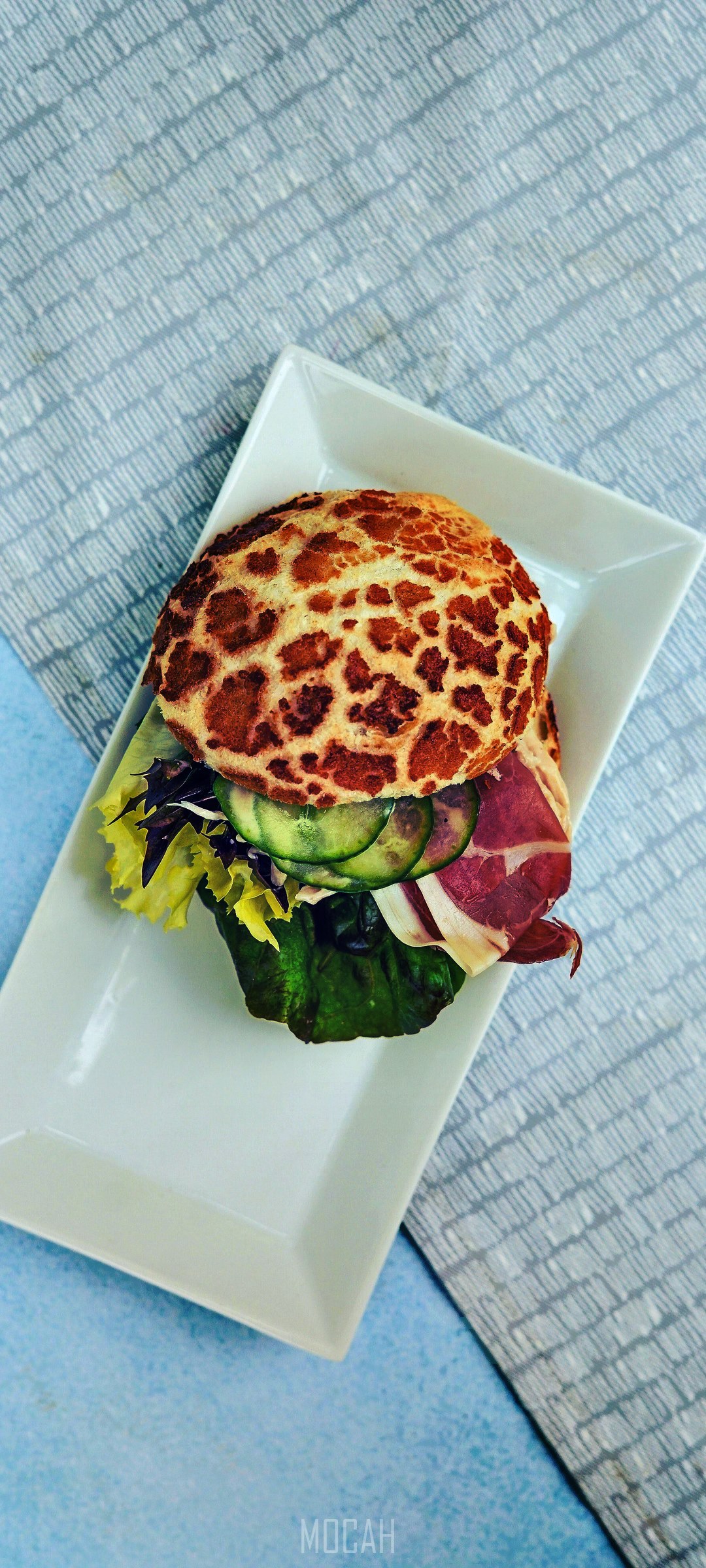 Leopard print bun sandwich with ham and cucumber HD Phone Wallpaper