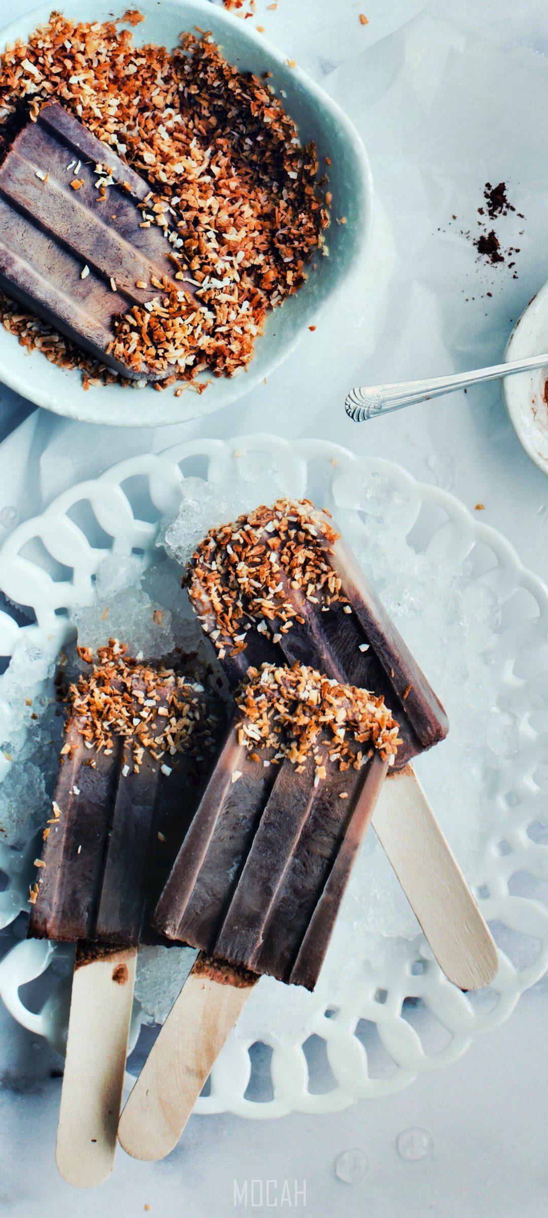 Chocolate popsicles with toasted coconut HD Phone Wallpaper