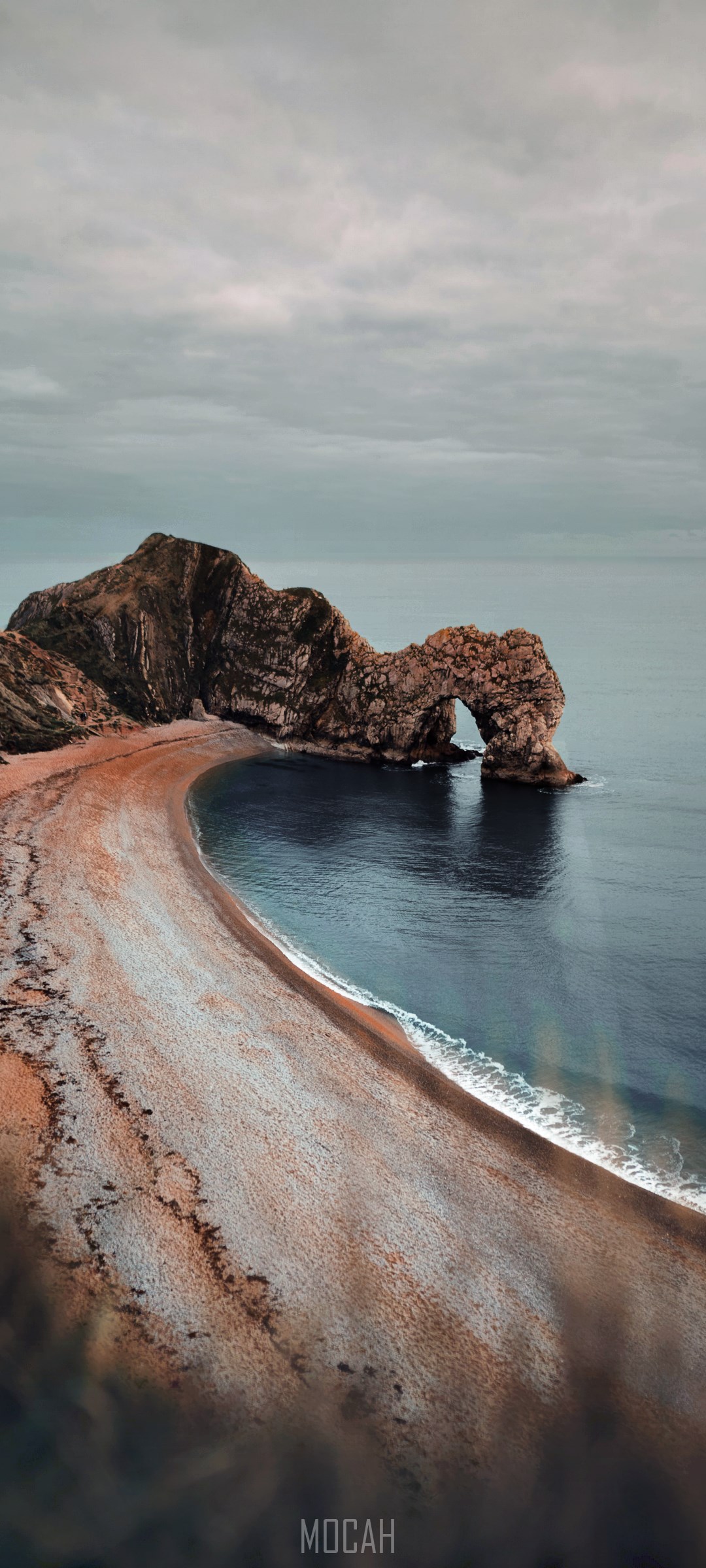Durdle Door rock formation on a beach HD Phone Wallpaper