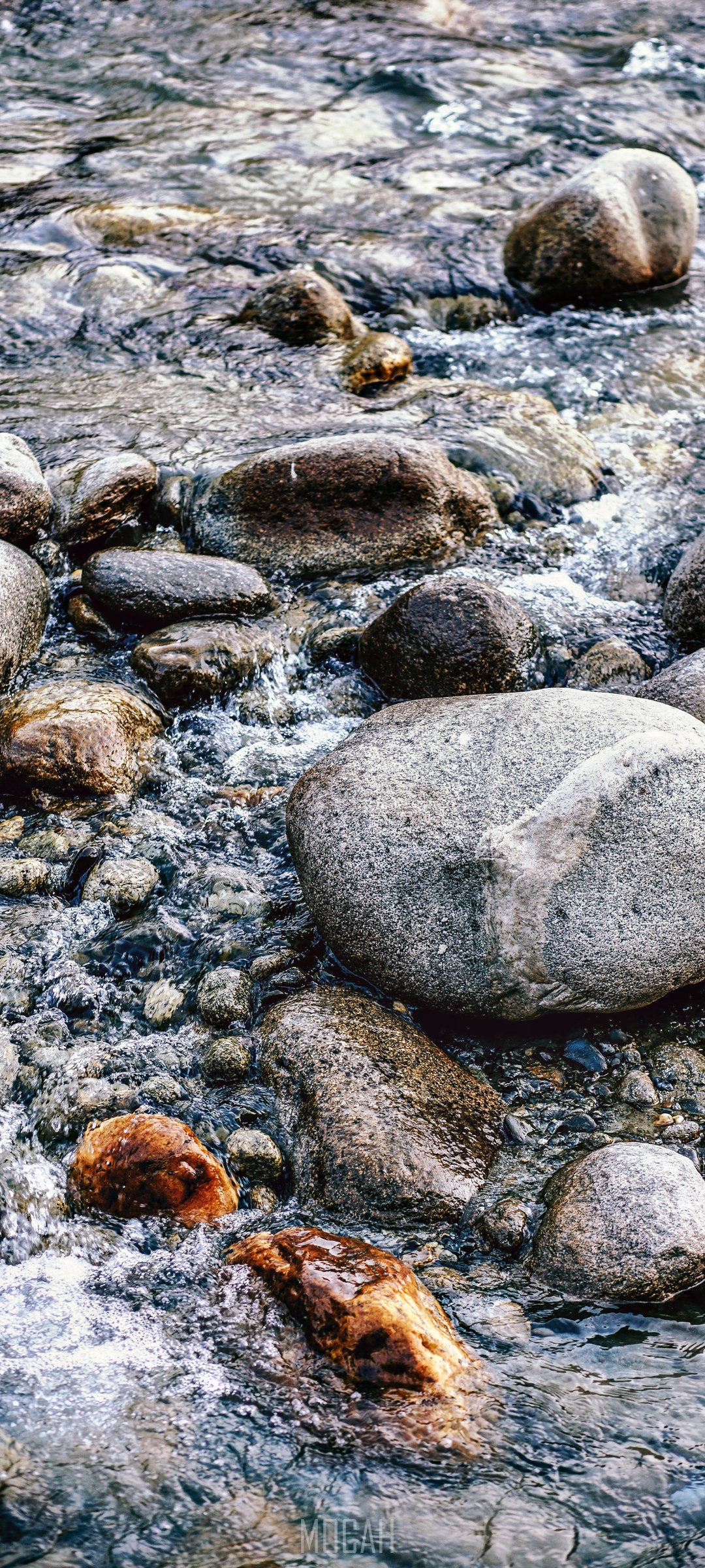 River flow over rocks HD Phone Wallpaper