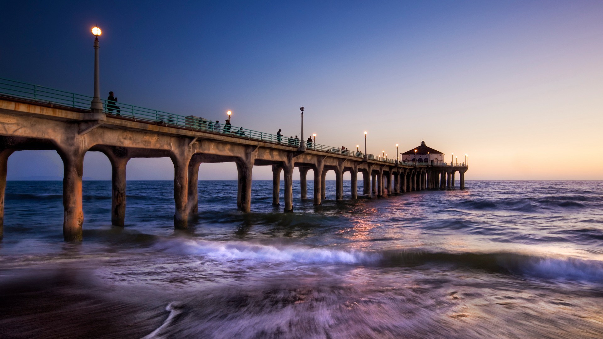 Manhattan Beach Pier at Dusk HD Wallpaper