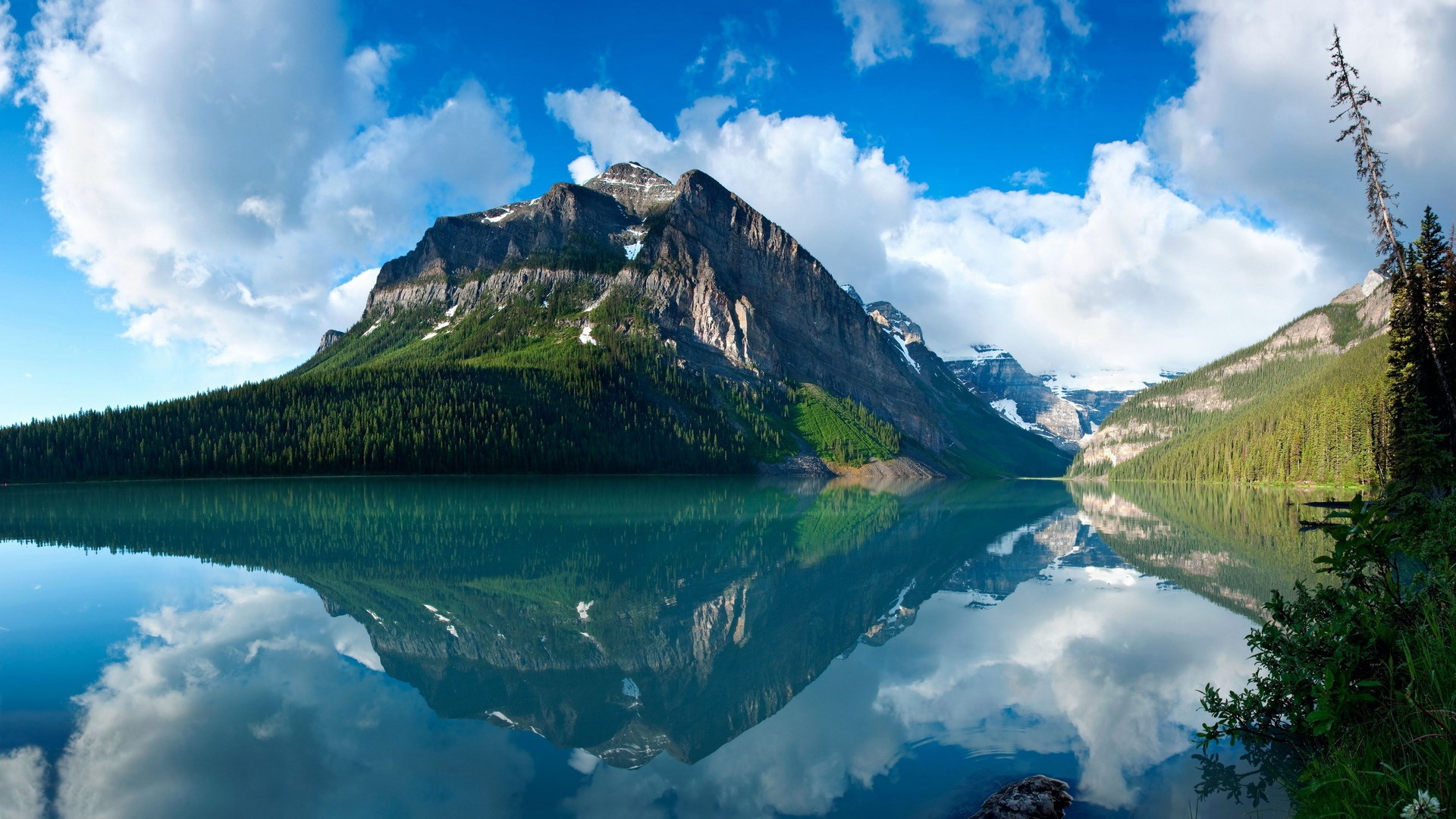 Mountain lake reflection with blue sky and clouds HD Wallpaper