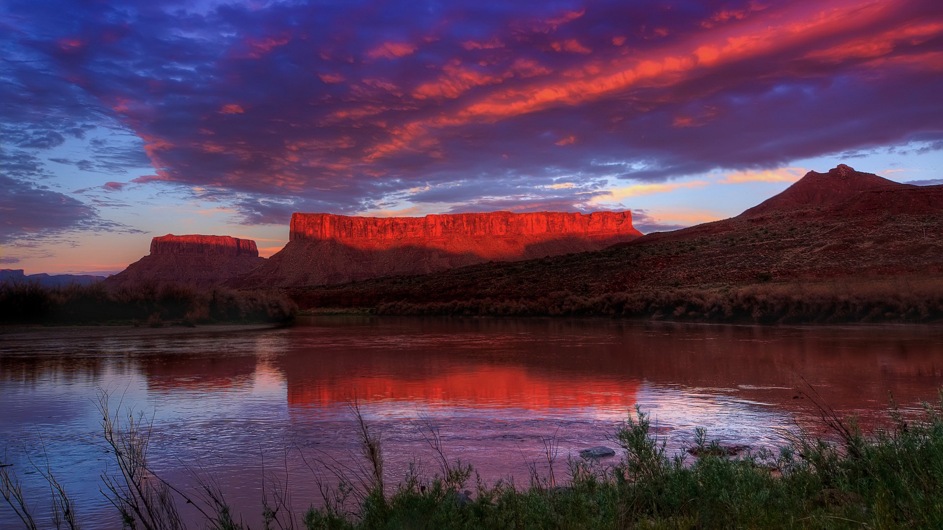 Desert landscape with river and sunset sky HD Wallpaper