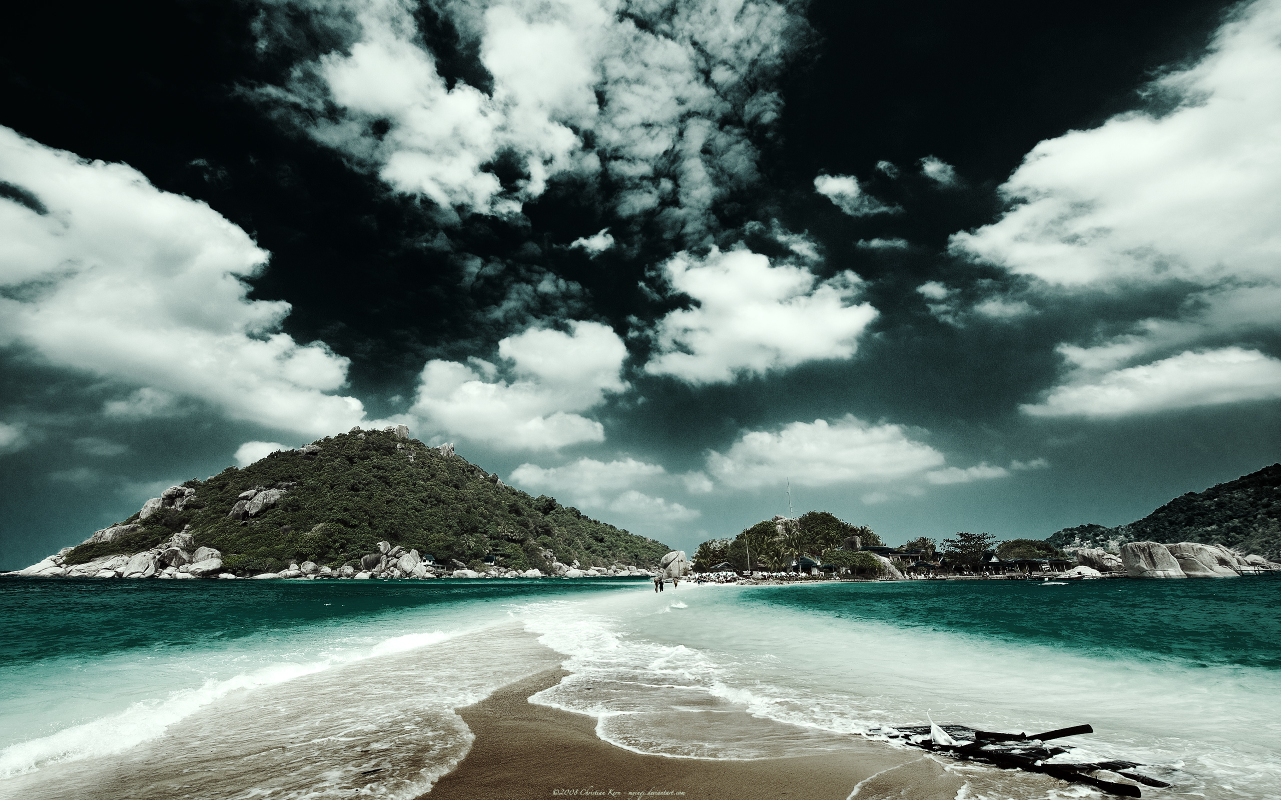 Beach with islands and dramatic clouds HD Wallpaper
