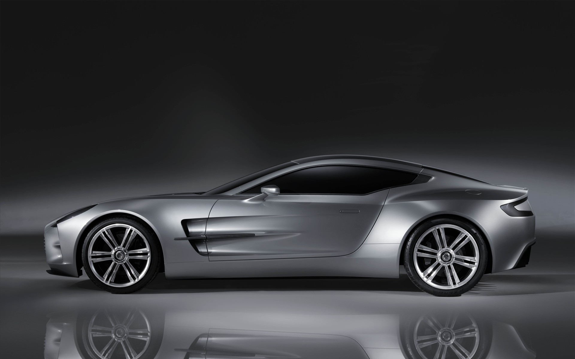 Aston Martin HD Wallpaper