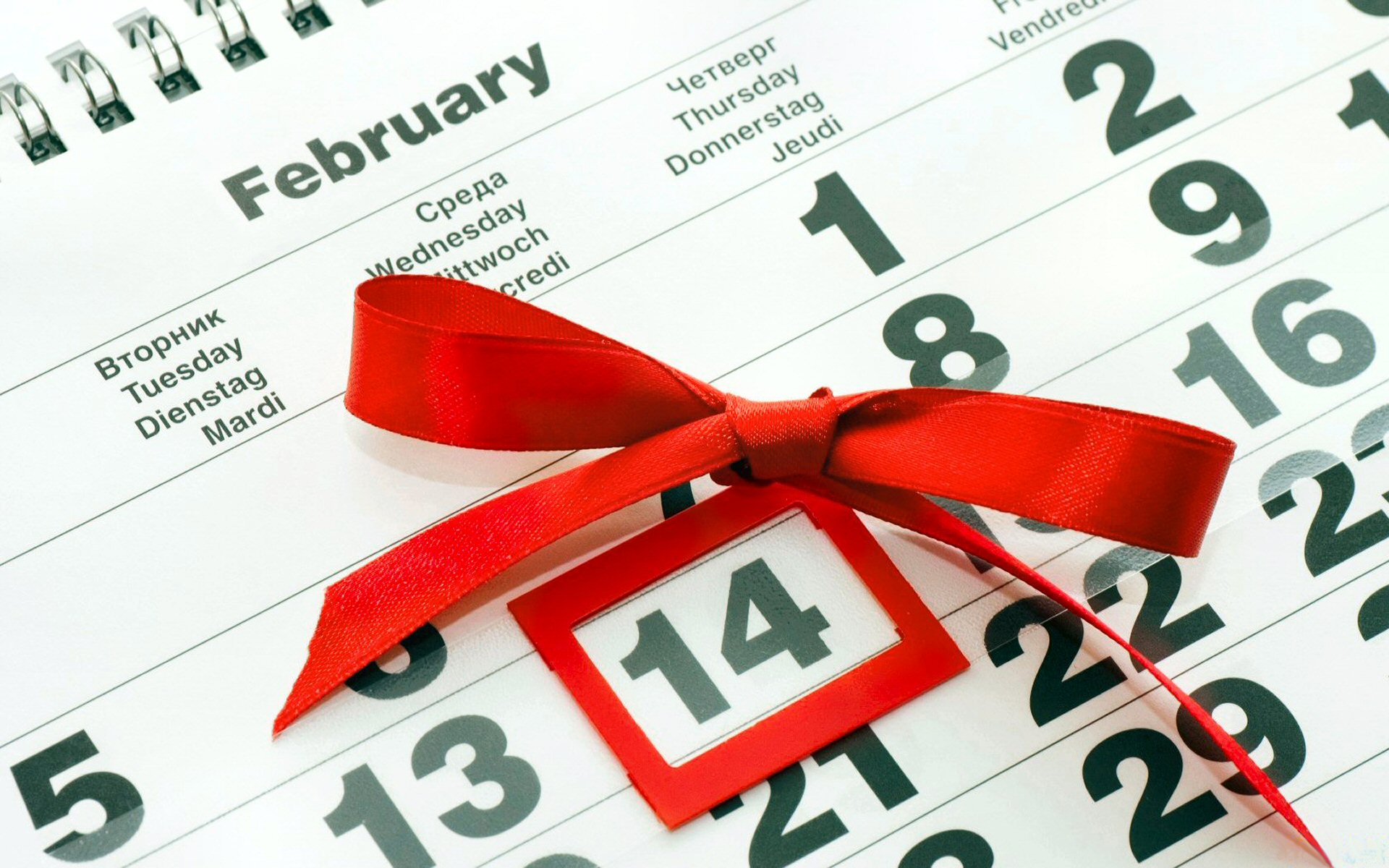 Calendar page for February with Valentine's Day decoration HD Wallpaper