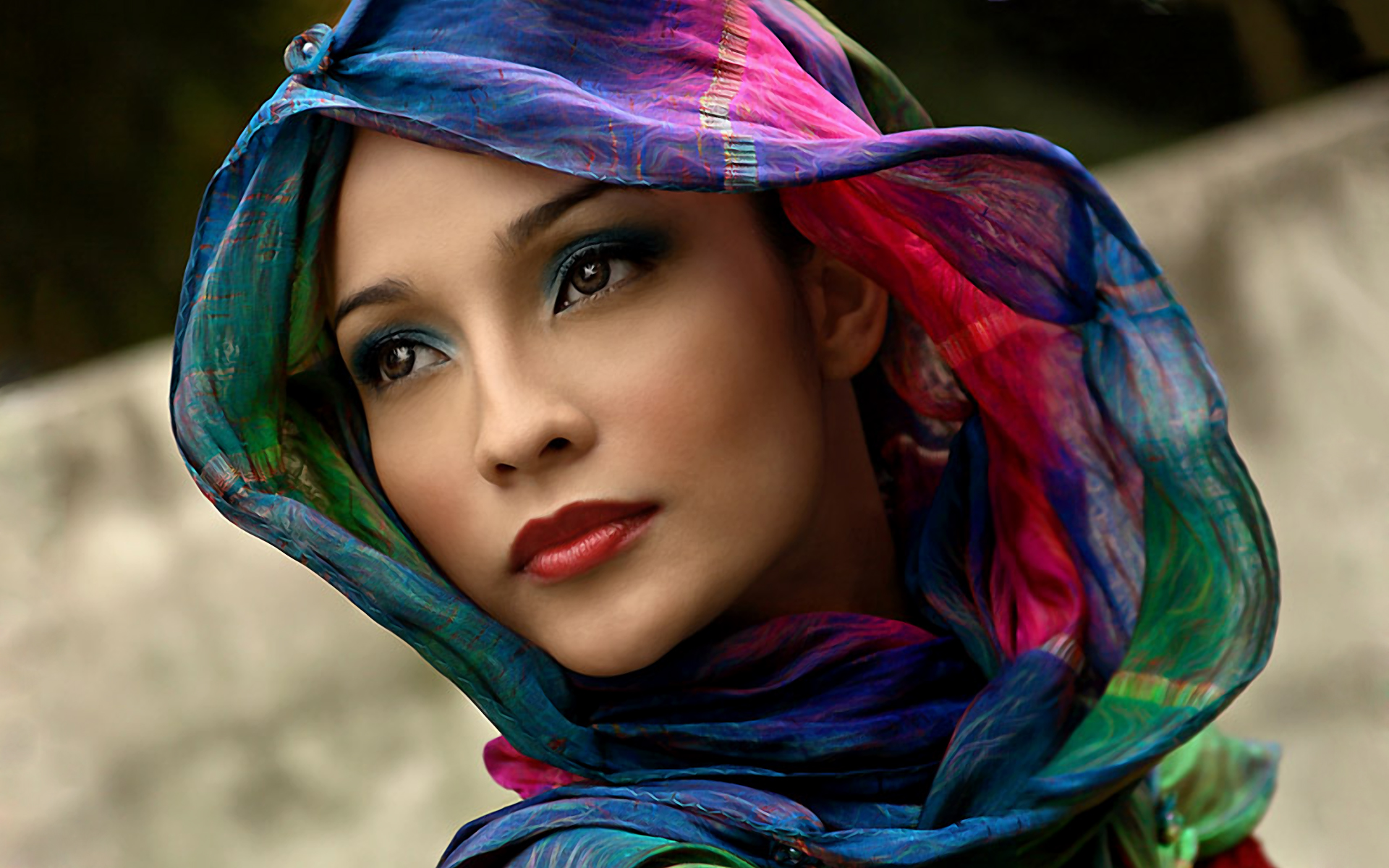 Model wearing a colorful headscarf HD Wallpaper