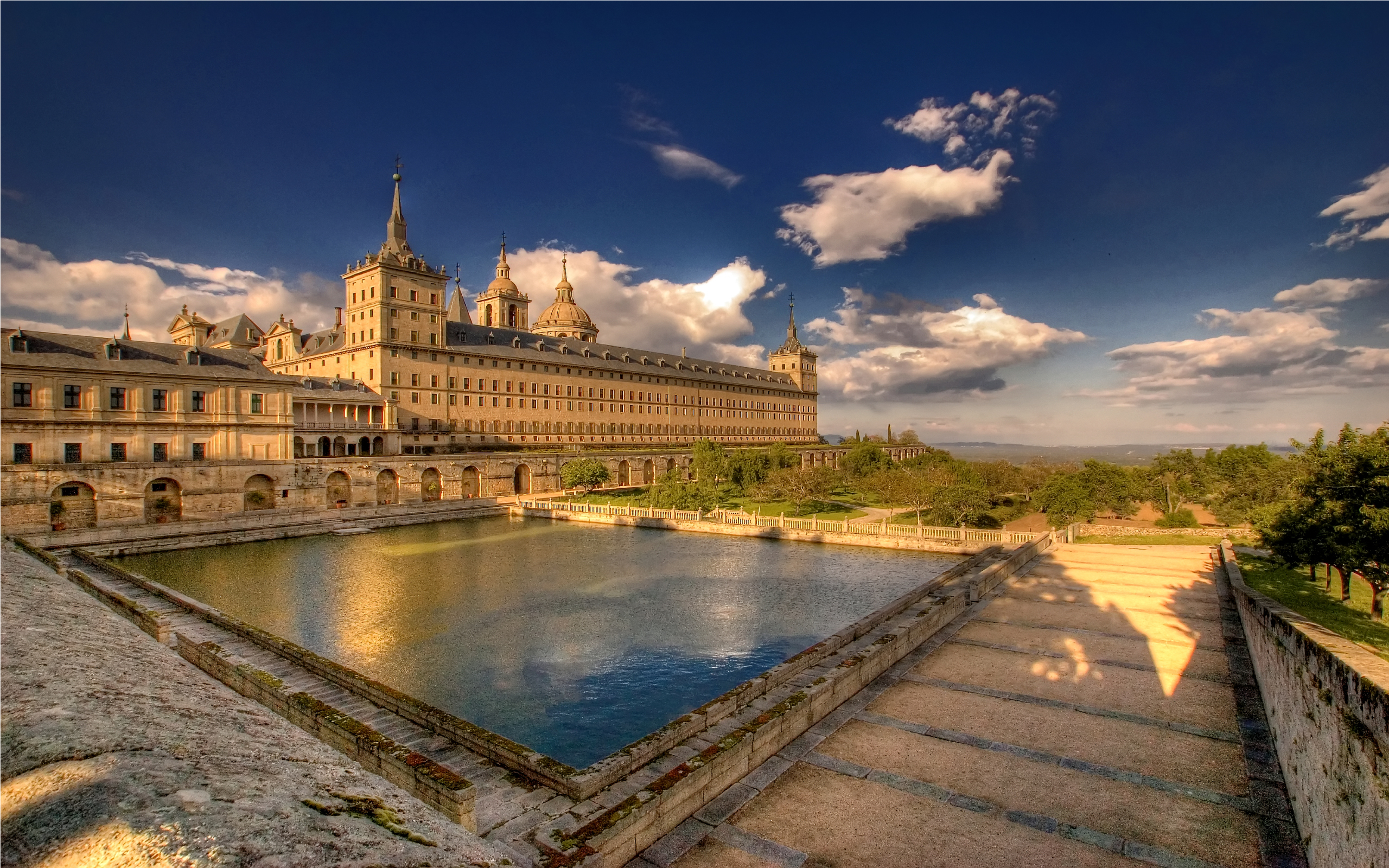 El Escorial Palace and Gardens, Madrid, Spain HD Wallpaper