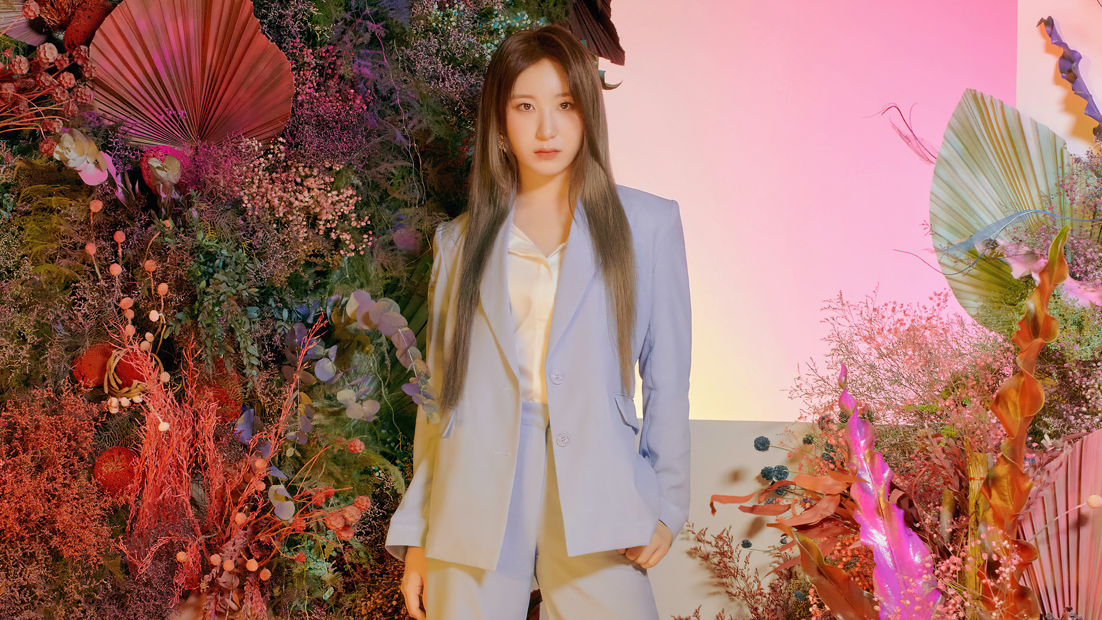 Chaeyeon from IZ*ONE HD Wallpaper