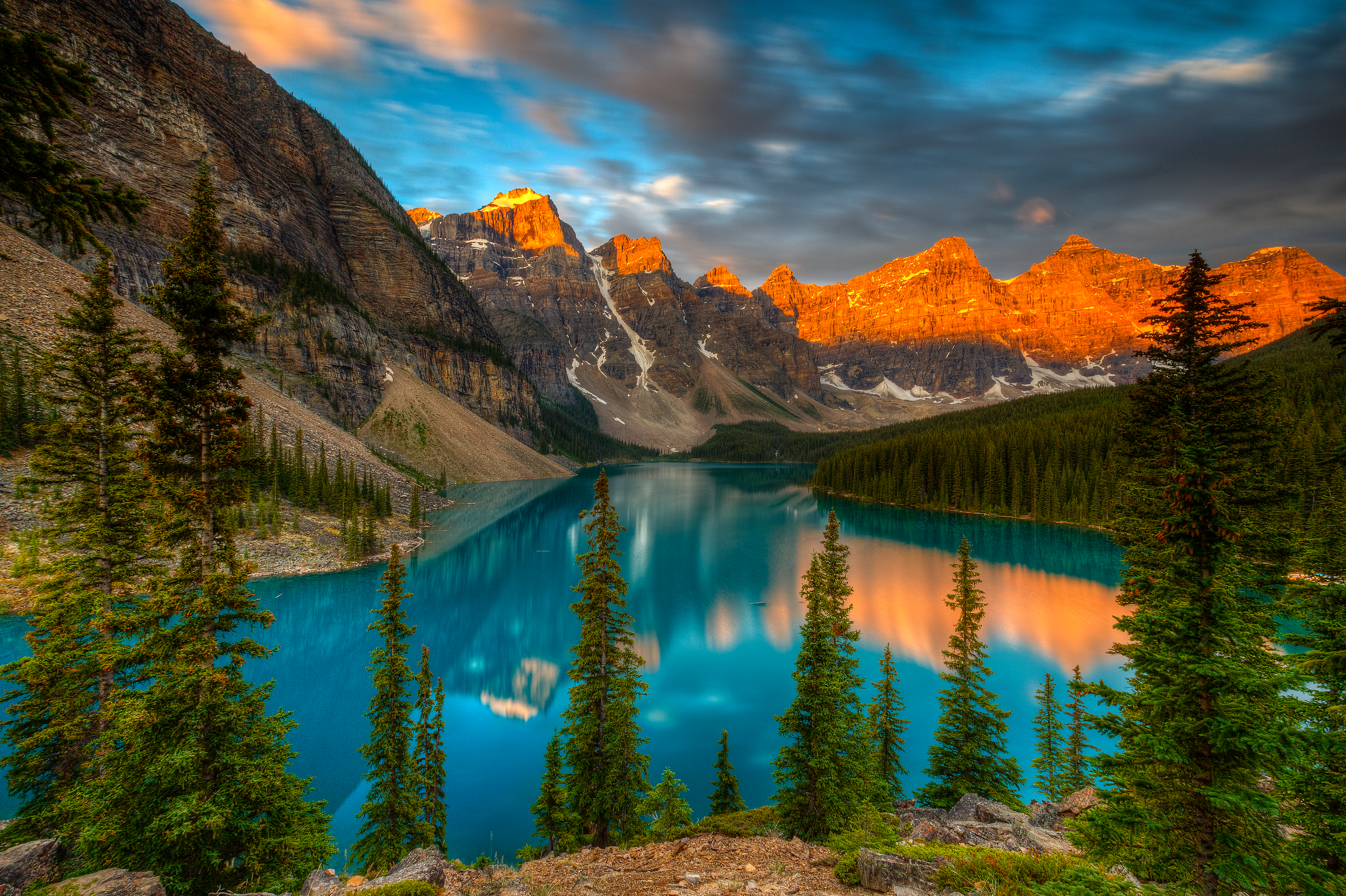 Moraine Lake, Canada, with Mountains and Forest HD Wallpaper