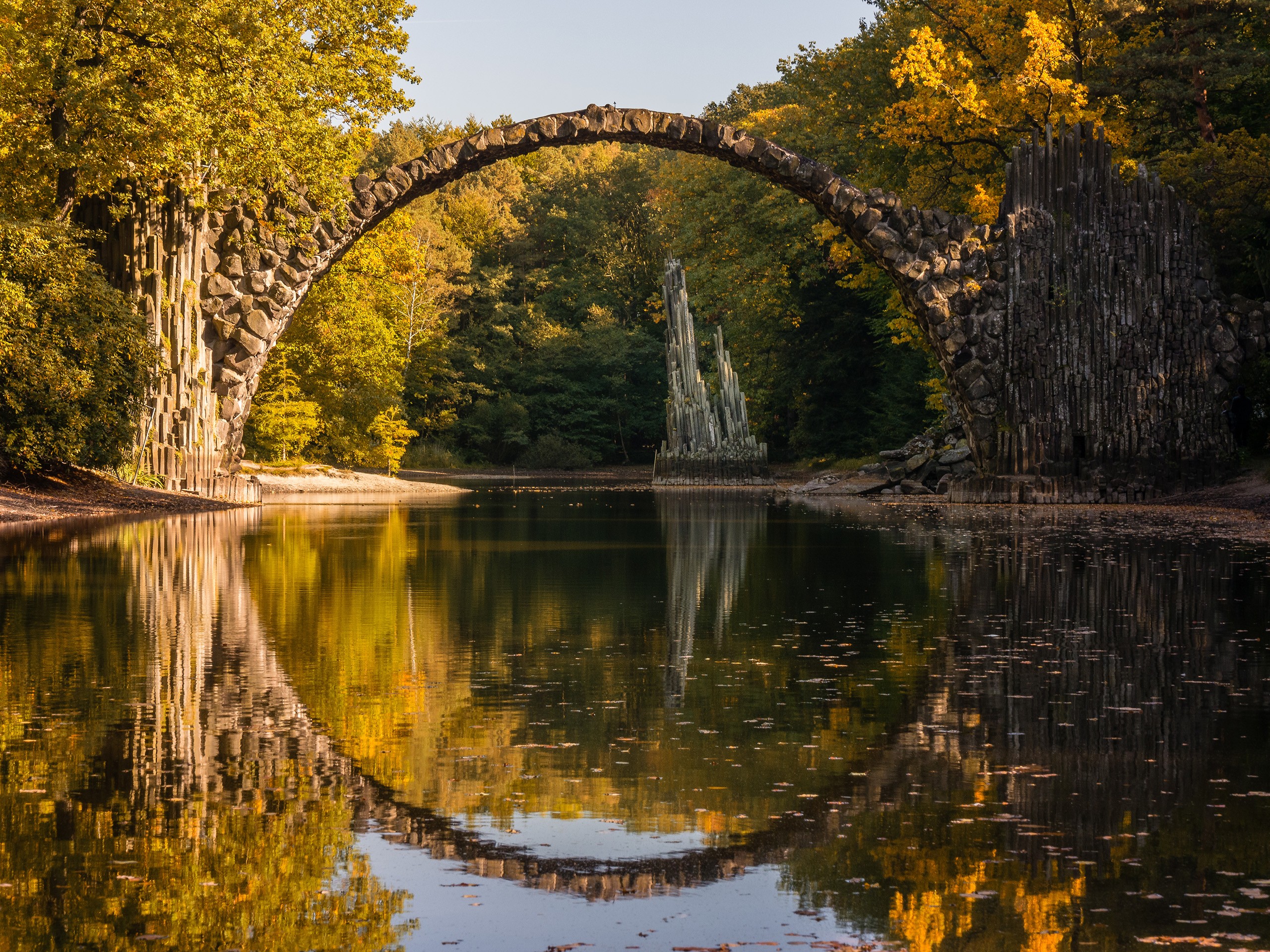 Rakotzbrücke Bridge Reflection in Autumn Forest HD Wallpaper
