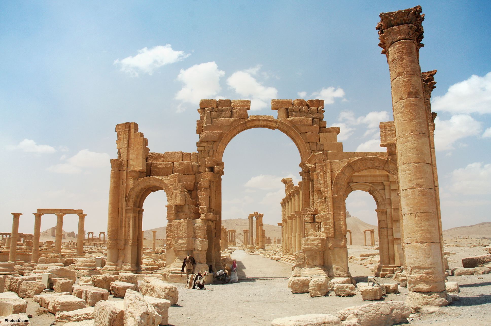 Ruins of Palmyra, Syria HD Wallpaper