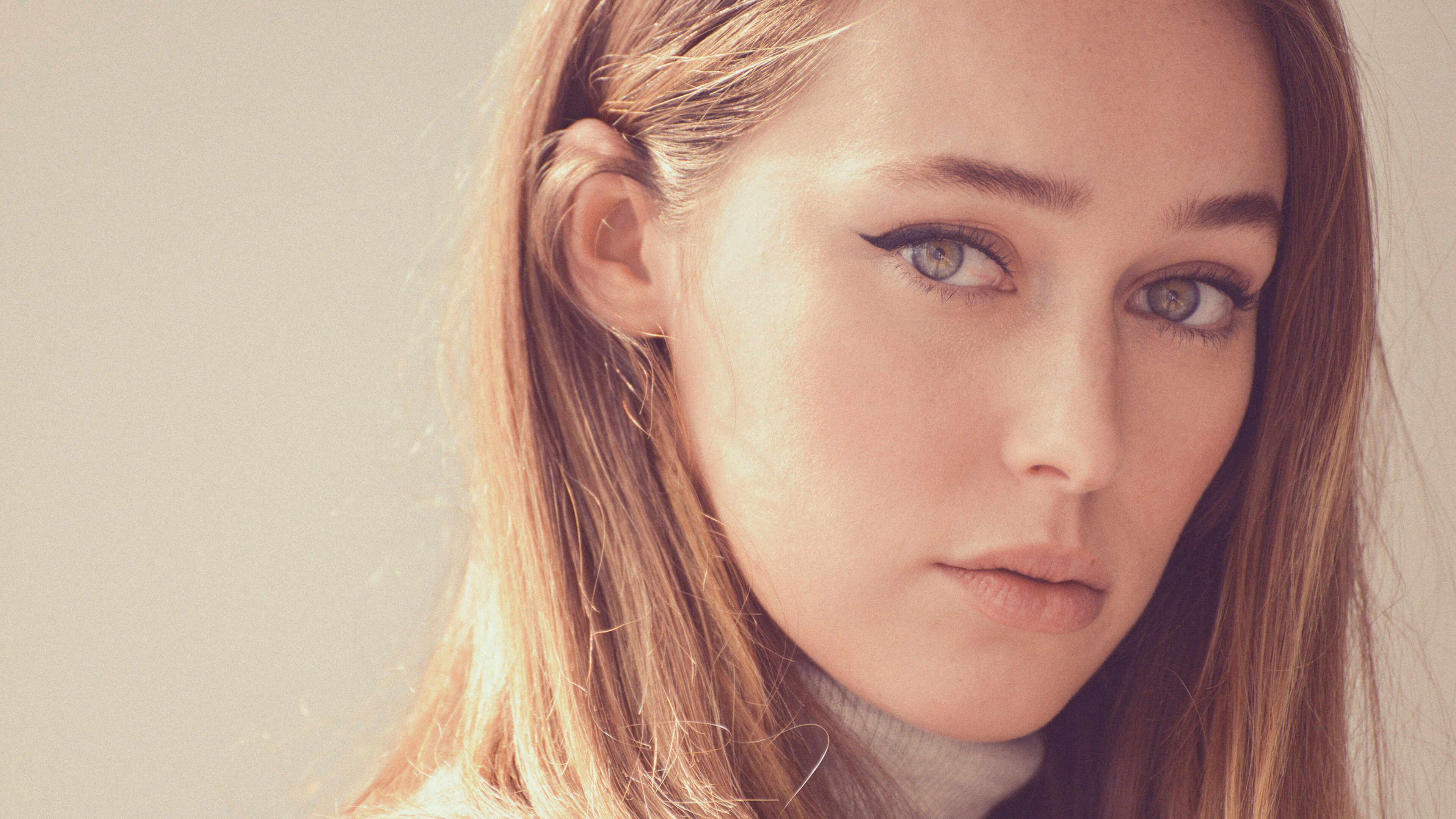 Alycia Debnam Carey 4K HD Wallpaper