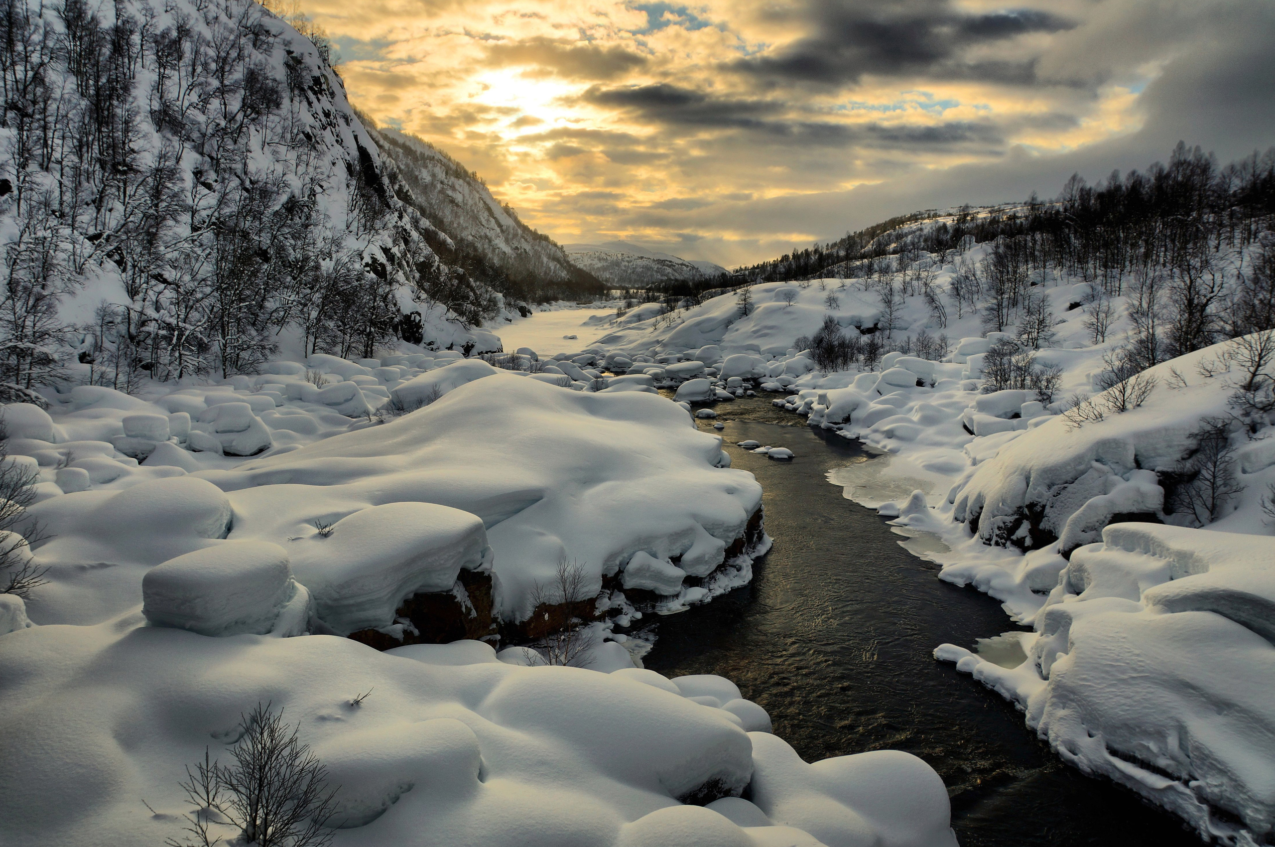 Snowy Mountain River in Winter Landscape HD Wallpaper