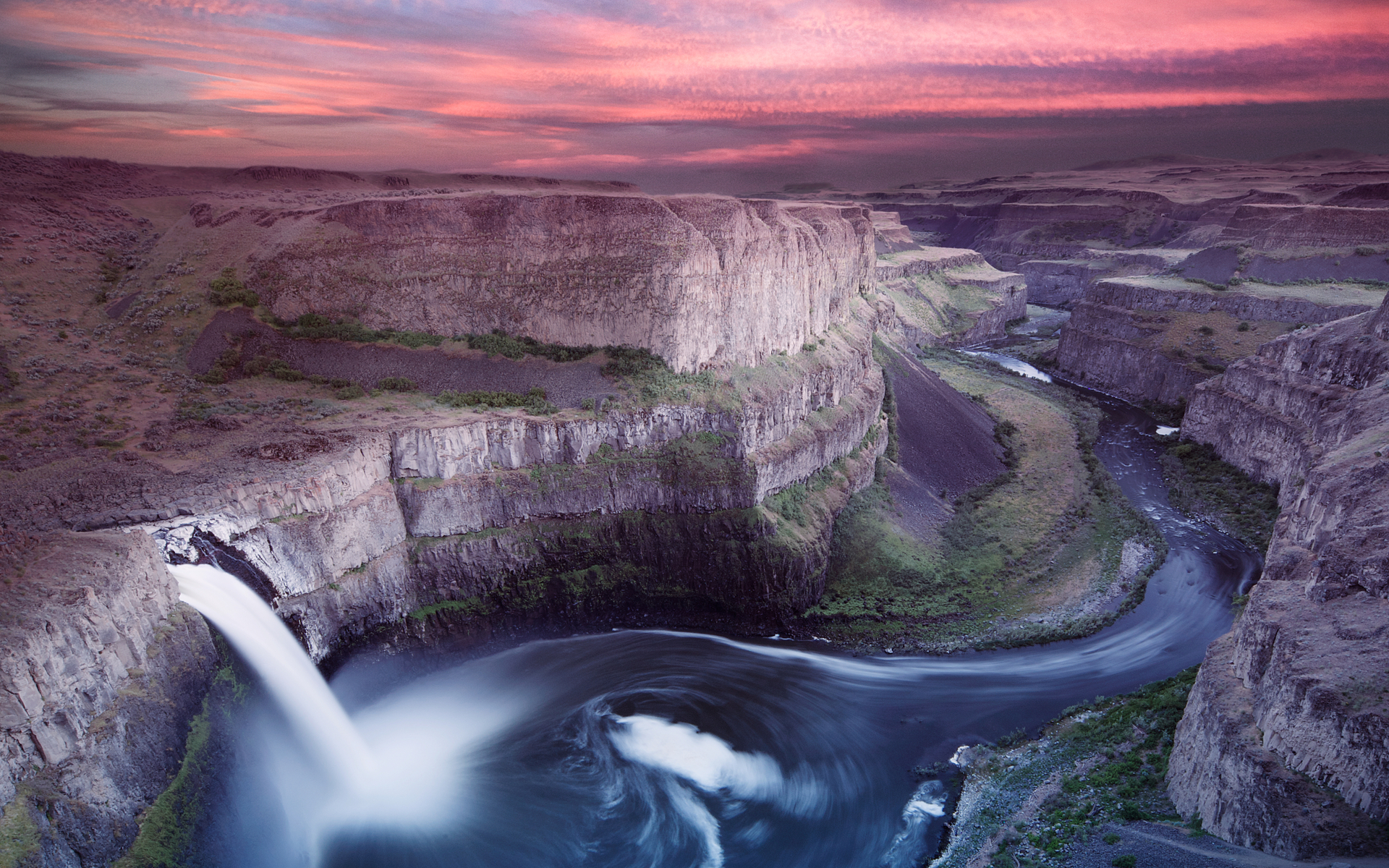 Palouse Falls State Park Waterfall and Canyon HD Wallpaper