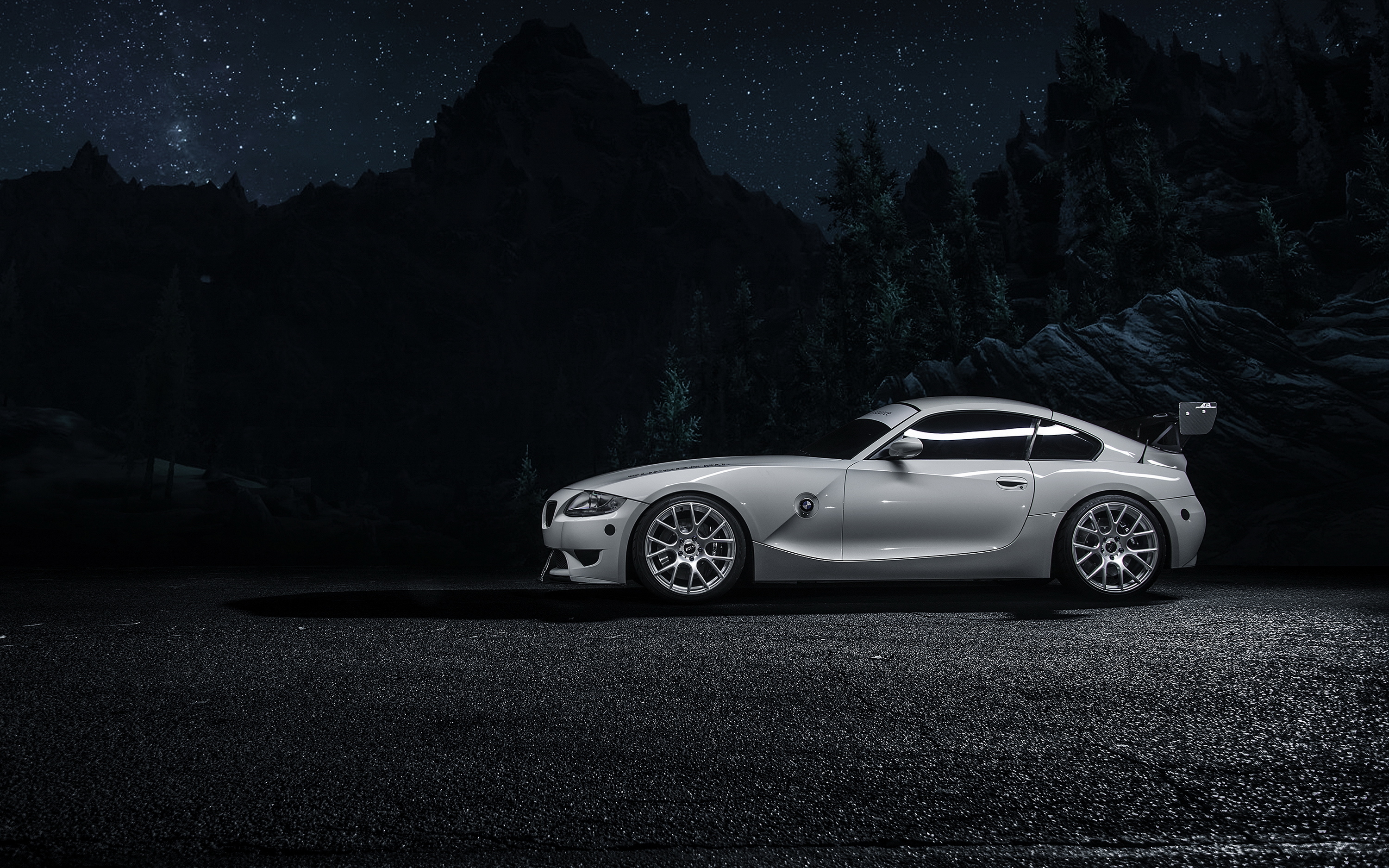 White BMW Z4 M Coupe at Night HD Wallpaper