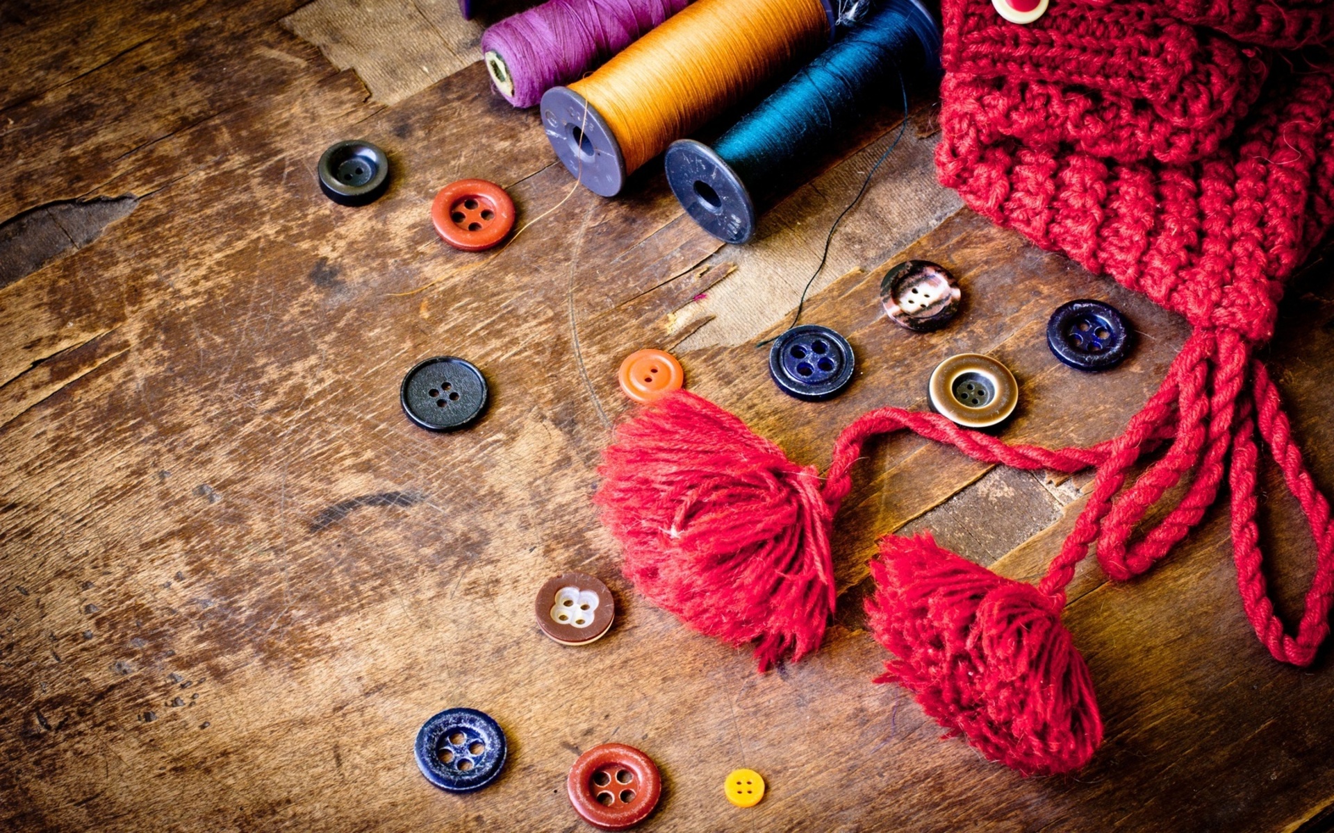 Still life photography of sewing supplies on wood HD Wallpaper