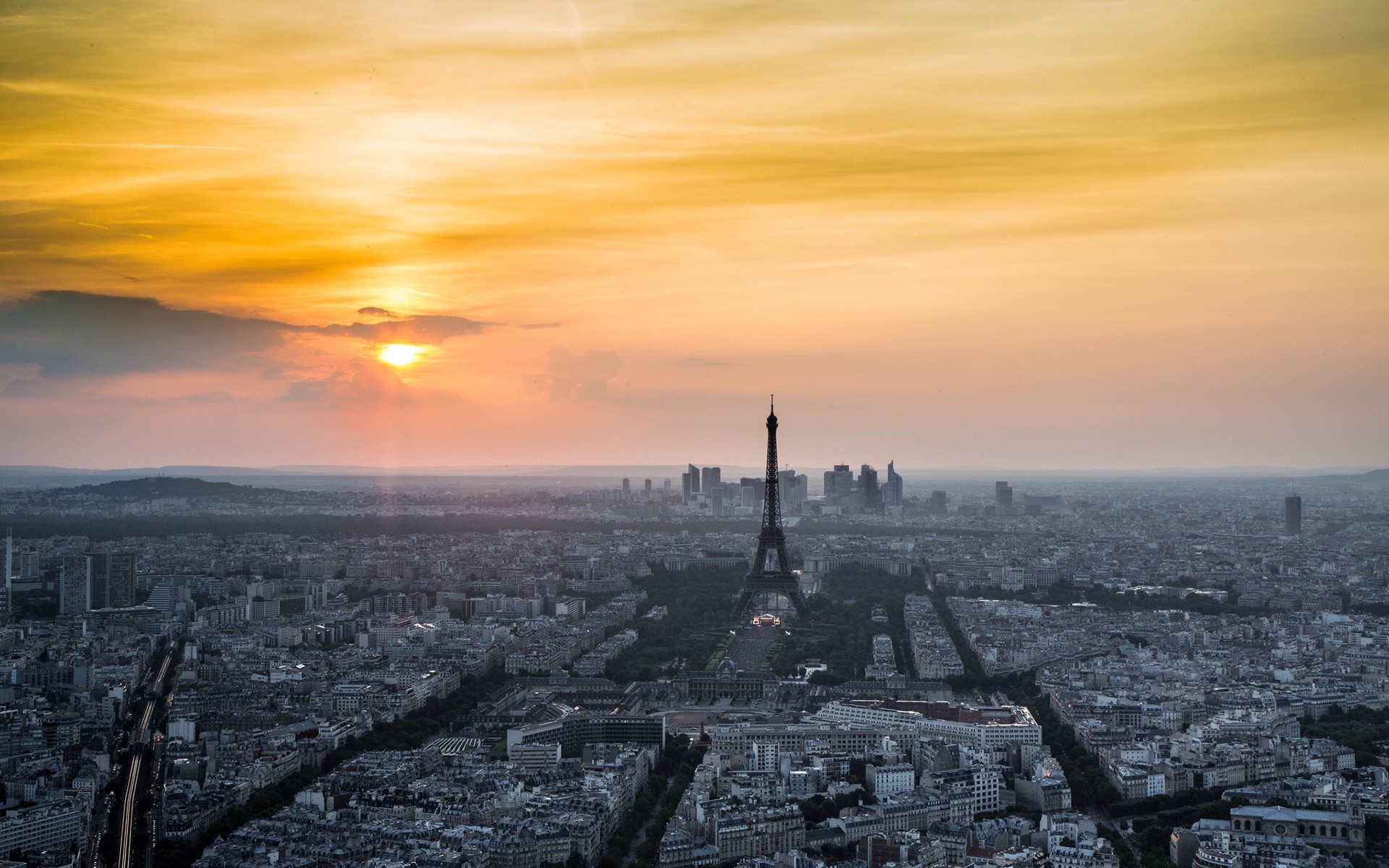 Eiffel Tower and Paris Skyline at Sunset HD Wallpaper