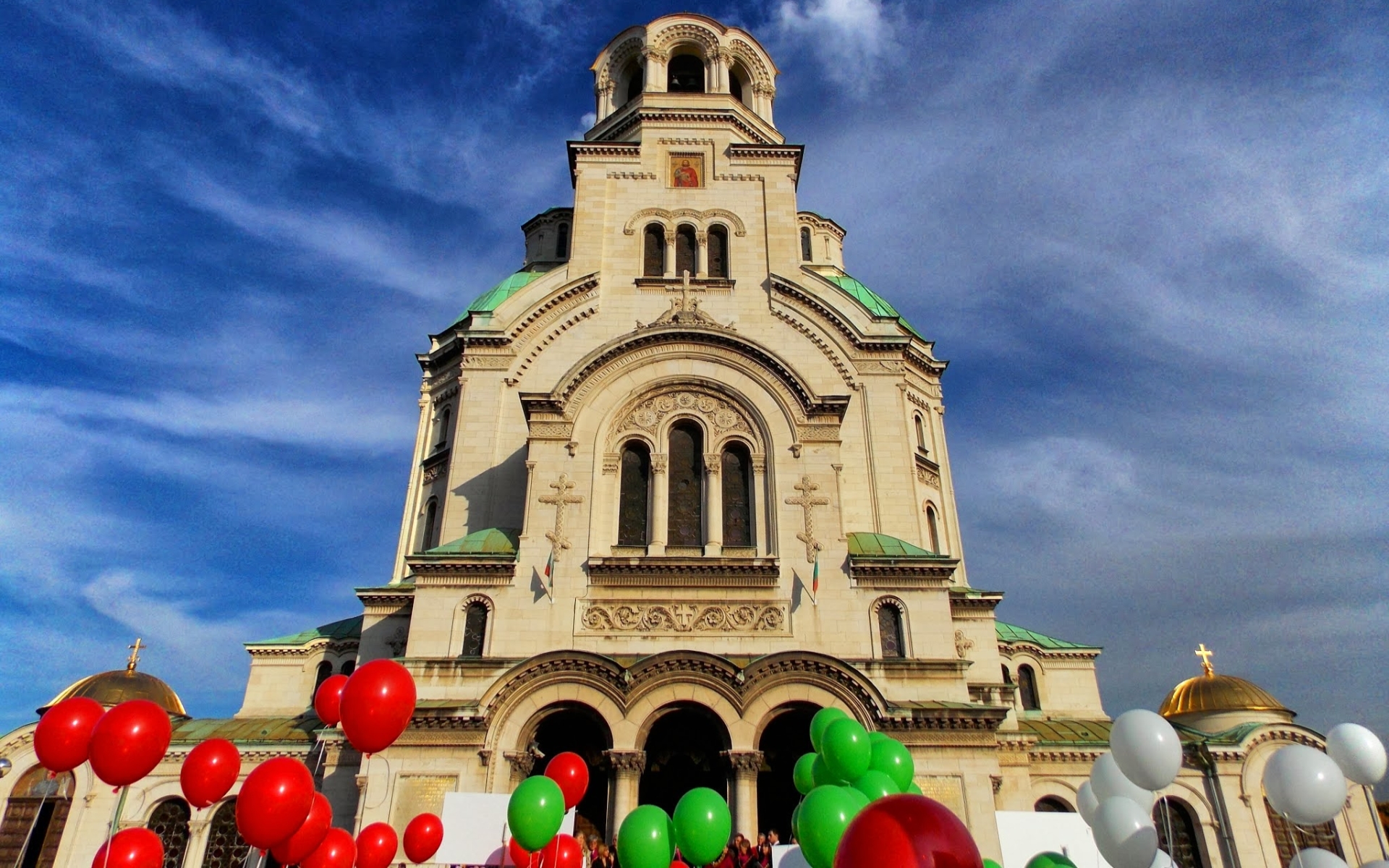 Alexander Nevsky Cathedral with Balloons HD Wallpaper
