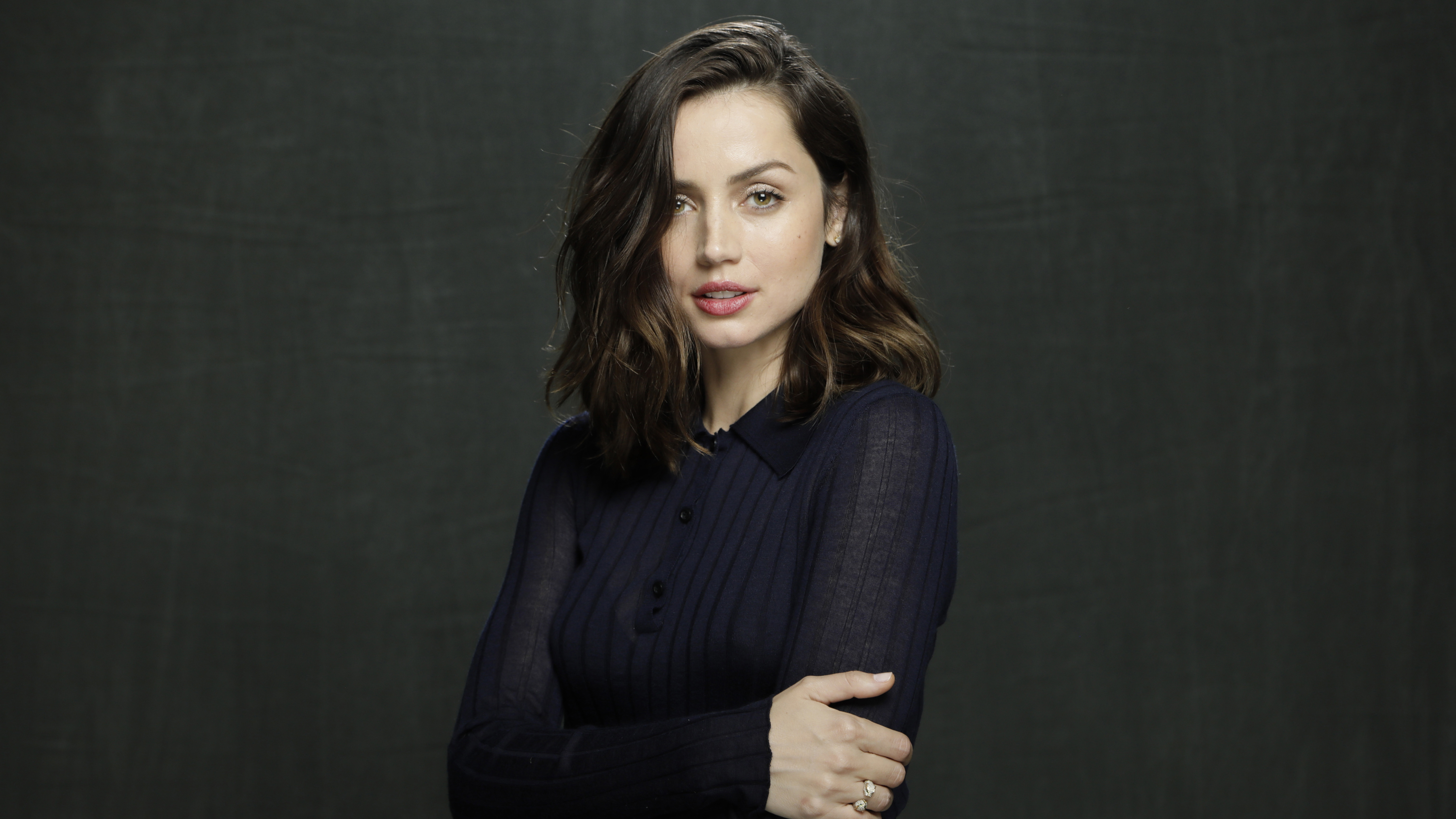Ana de Armas HD Wallpaper