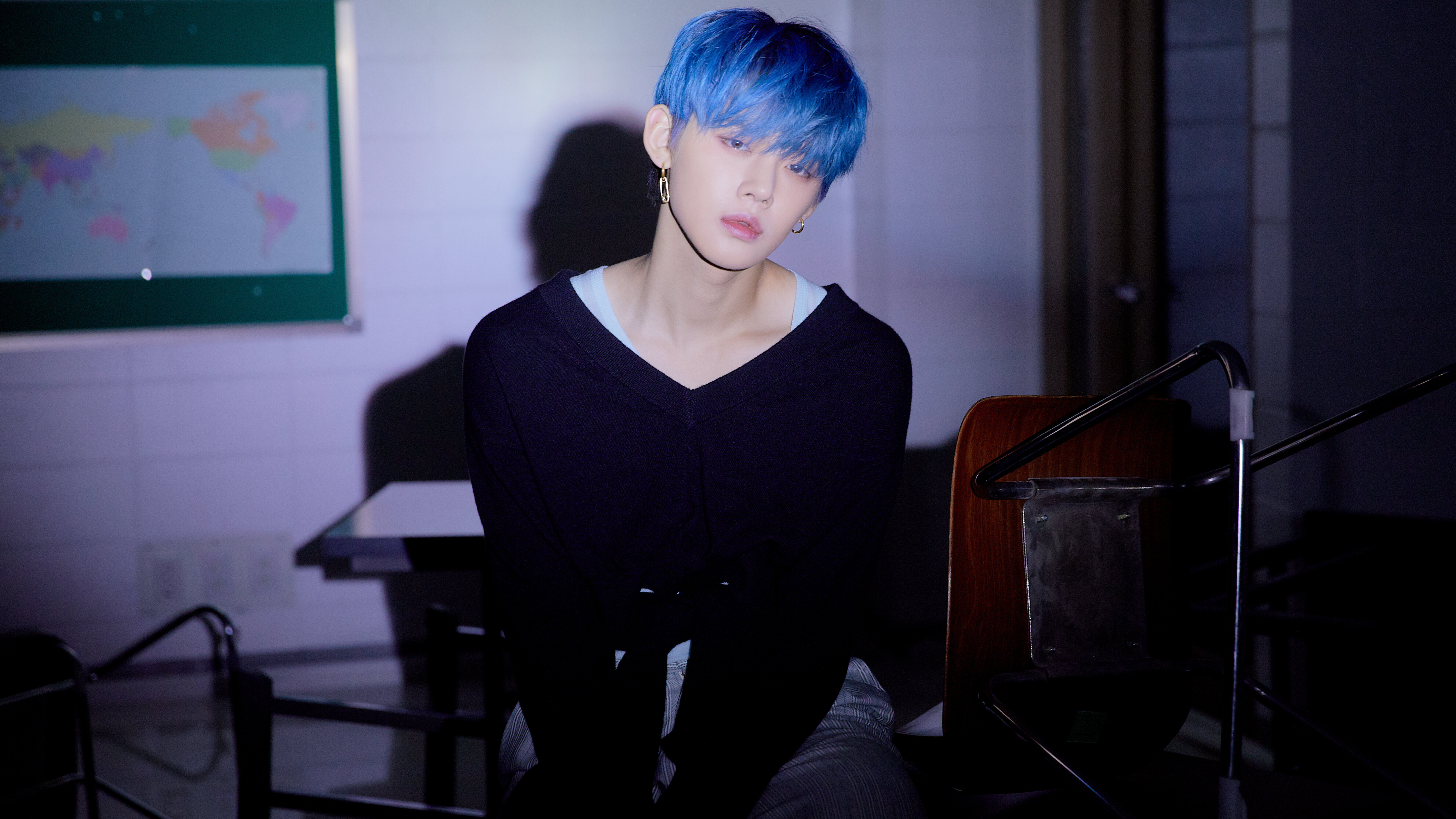 Yeonjun from TXT sitting in a classroom HD Wallpaper