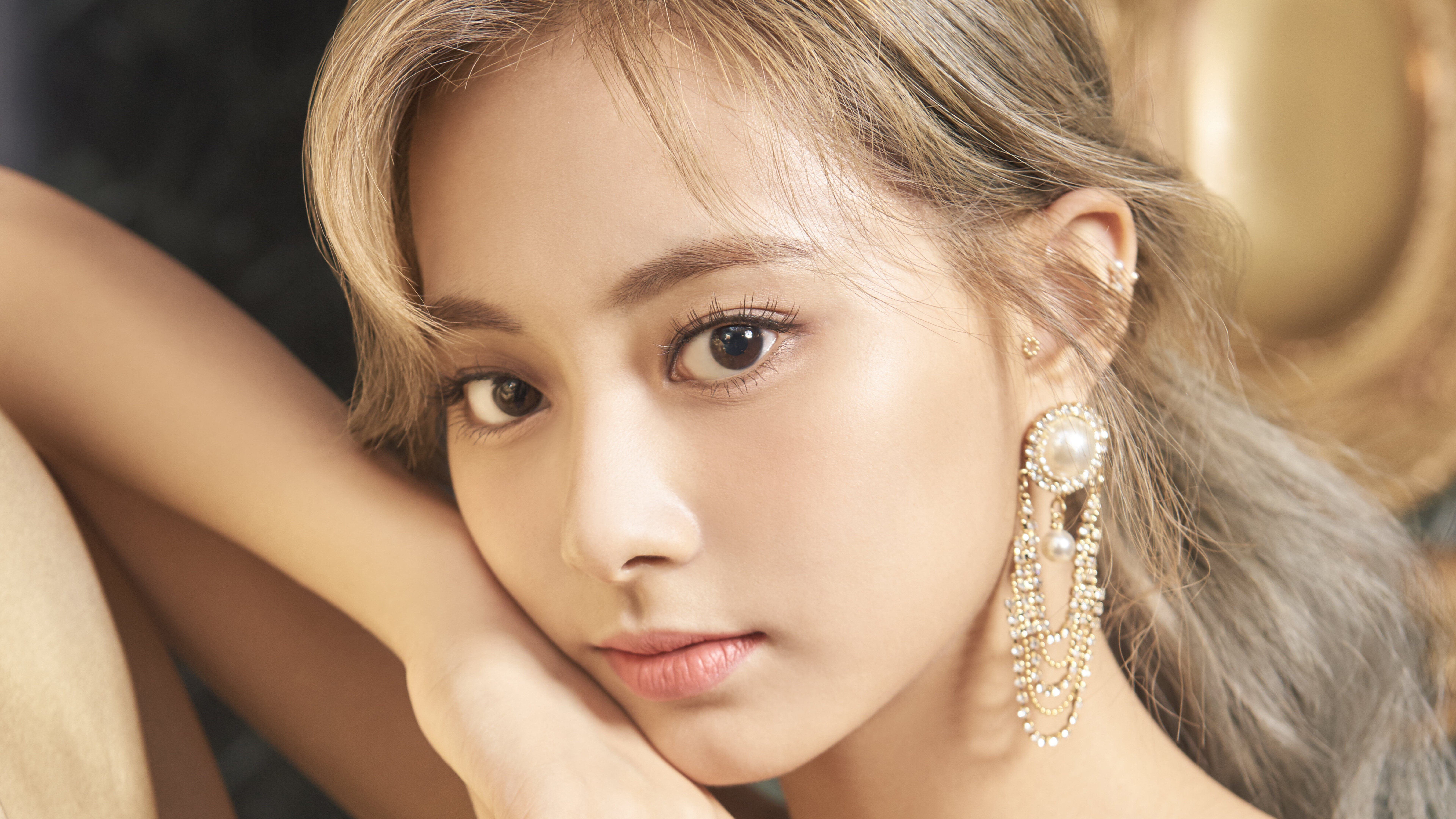 Tzuyu from TWICE close-up portrait HD Wallpaper