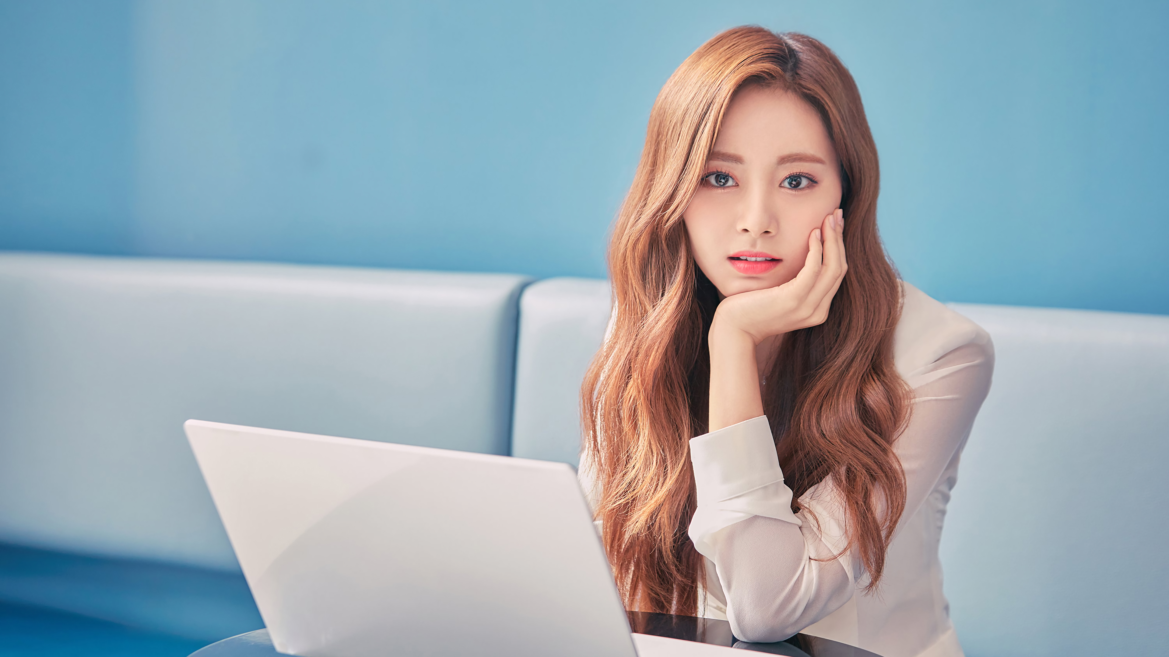 Tzuyu from TWICE in 4K HD Wallpaper