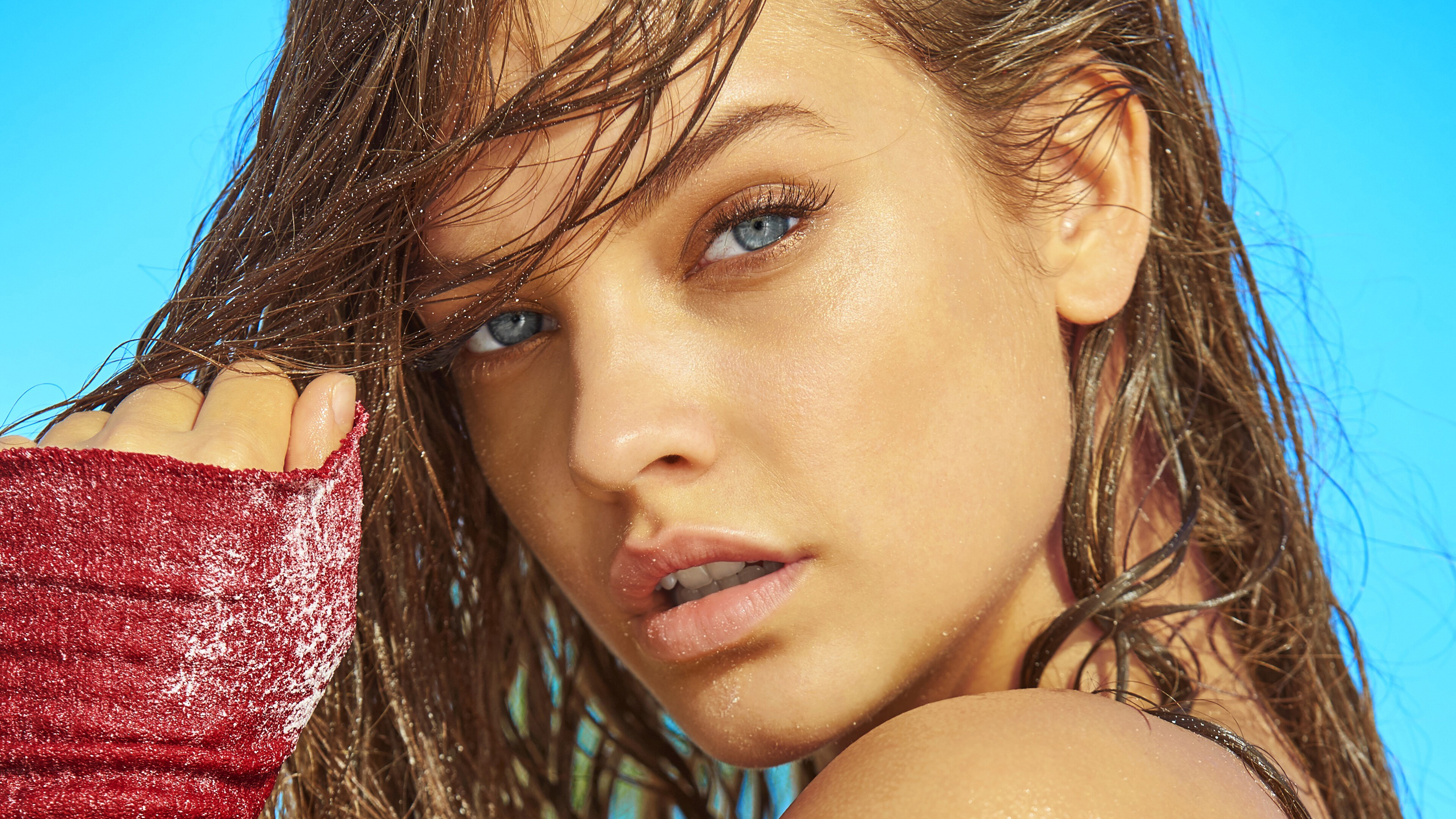 Barbara Palvin 4K HD Wallpaper