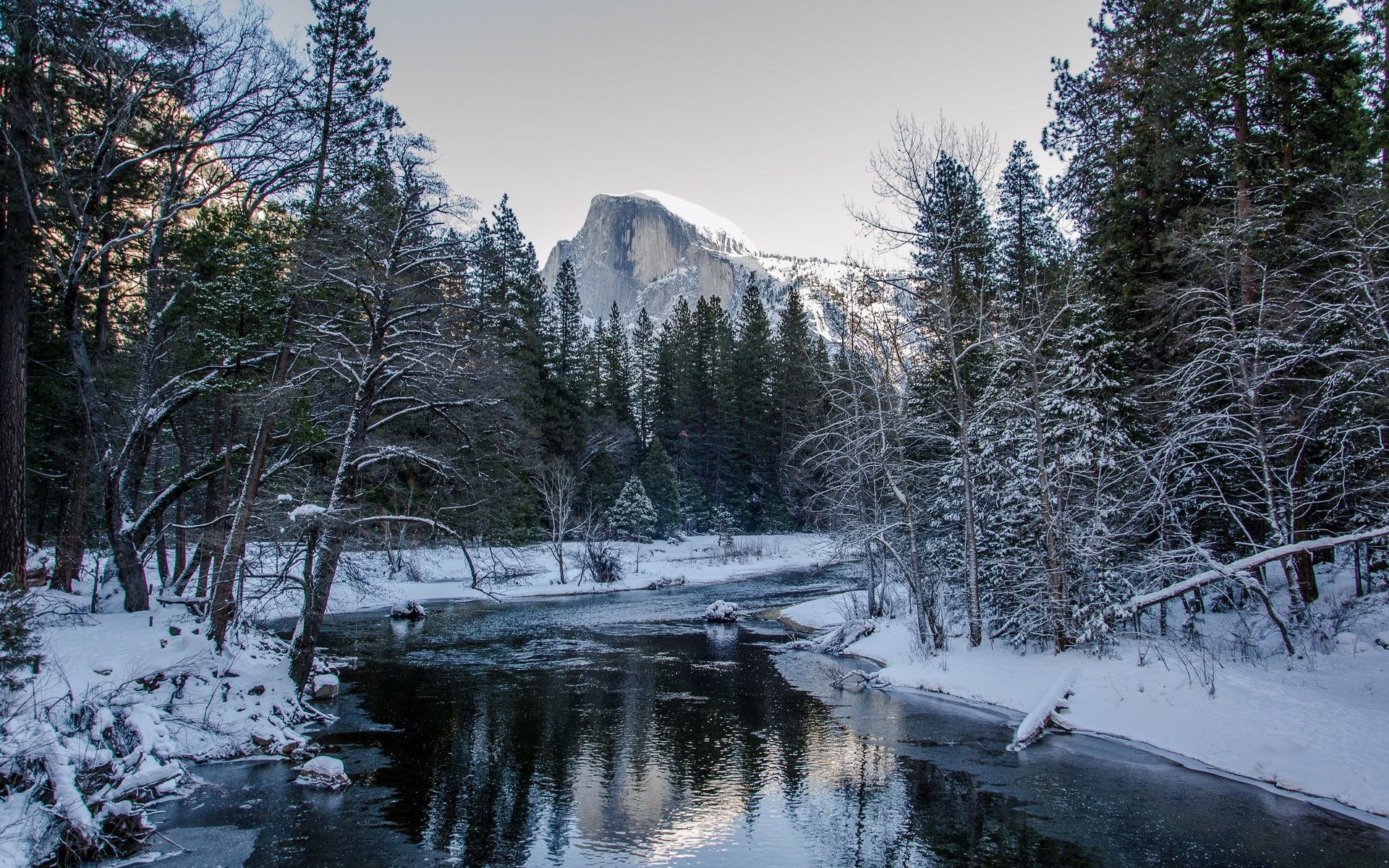 Half Dome in Yosemite National Park during winter HD Wallpaper