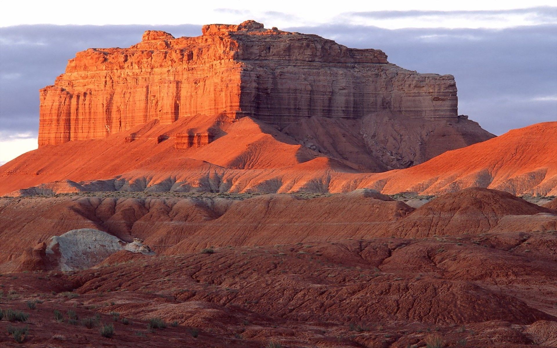 Red rock formations at sunset HD Wallpaper