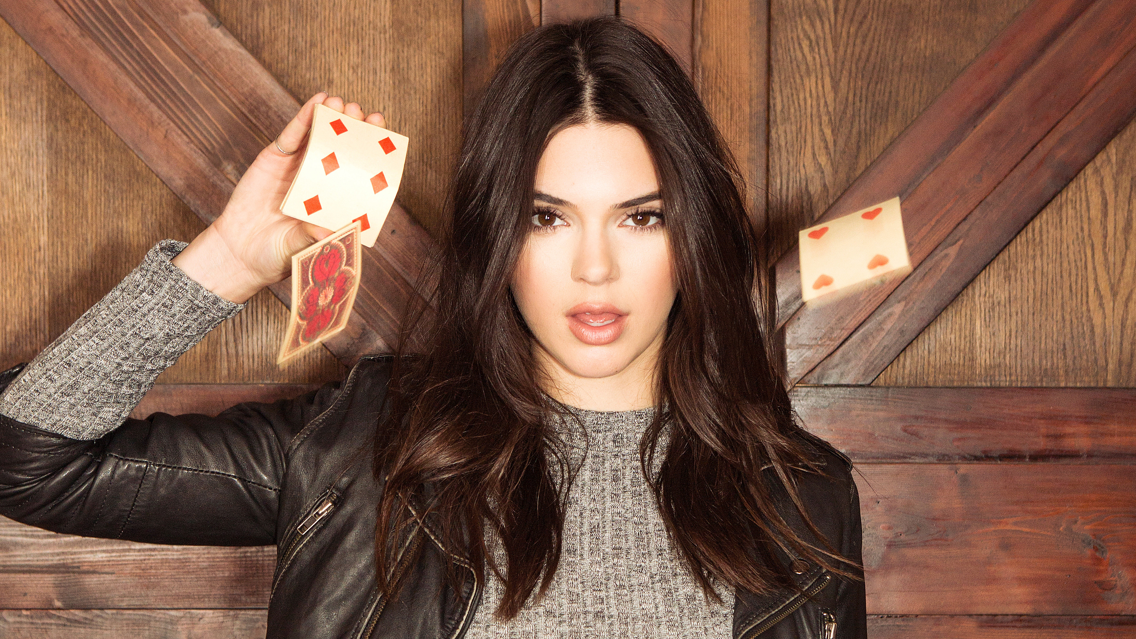 Kendall Jenner with playing cards HD Wallpaper