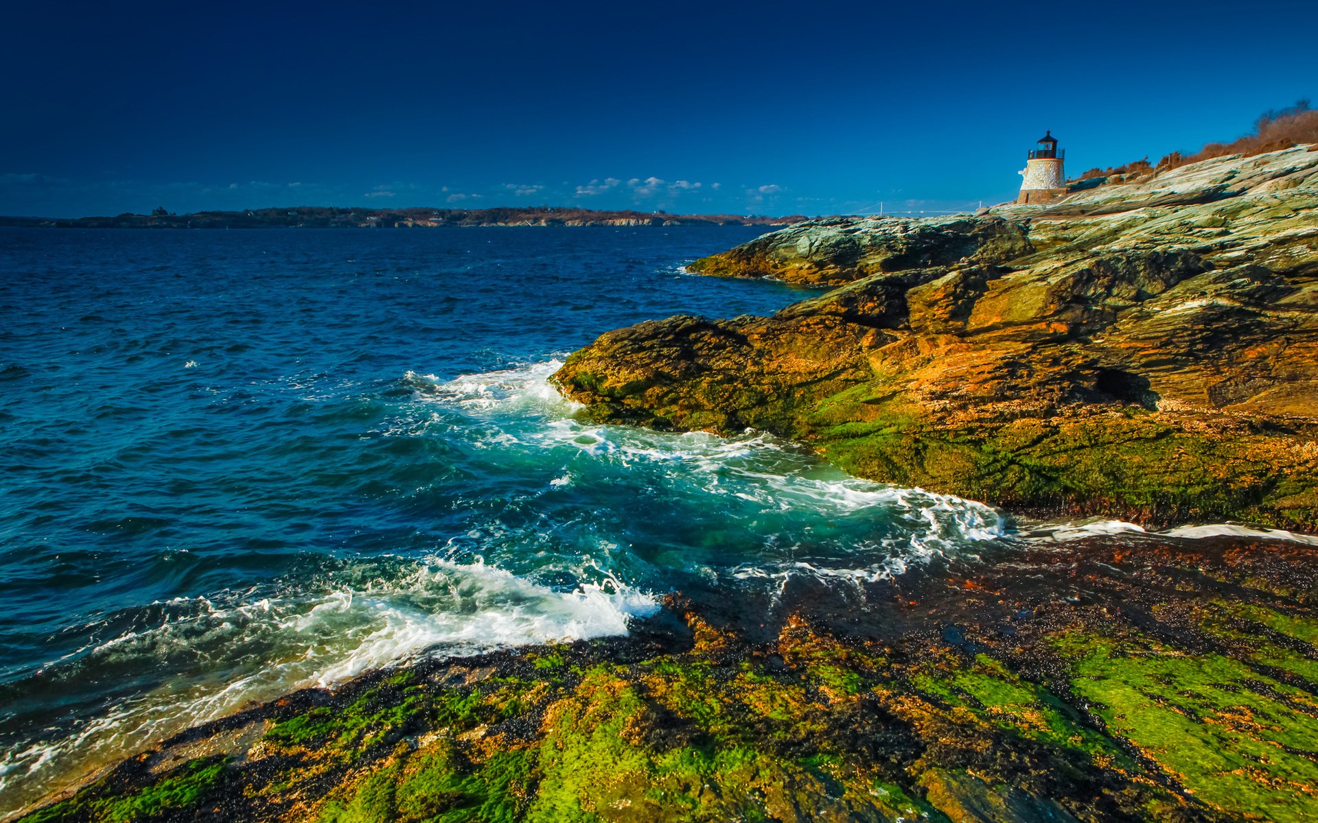 Castle Hill Lighthouse on rocky coast HD Wallpaper