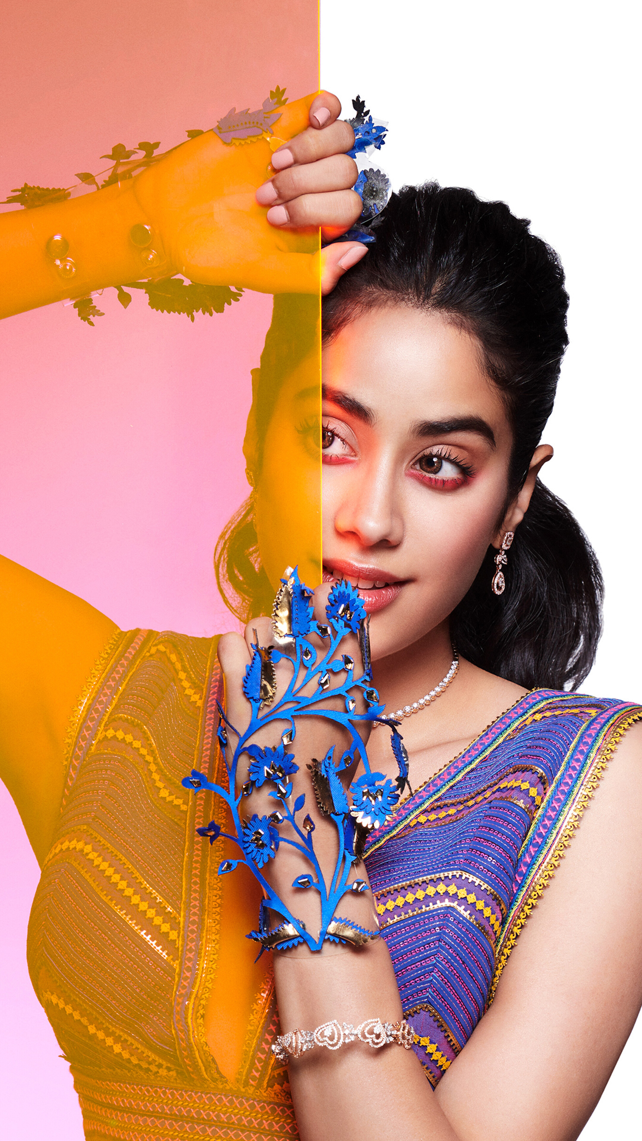 Janhvi Kapoor in 4K HD Phone Wallpaper