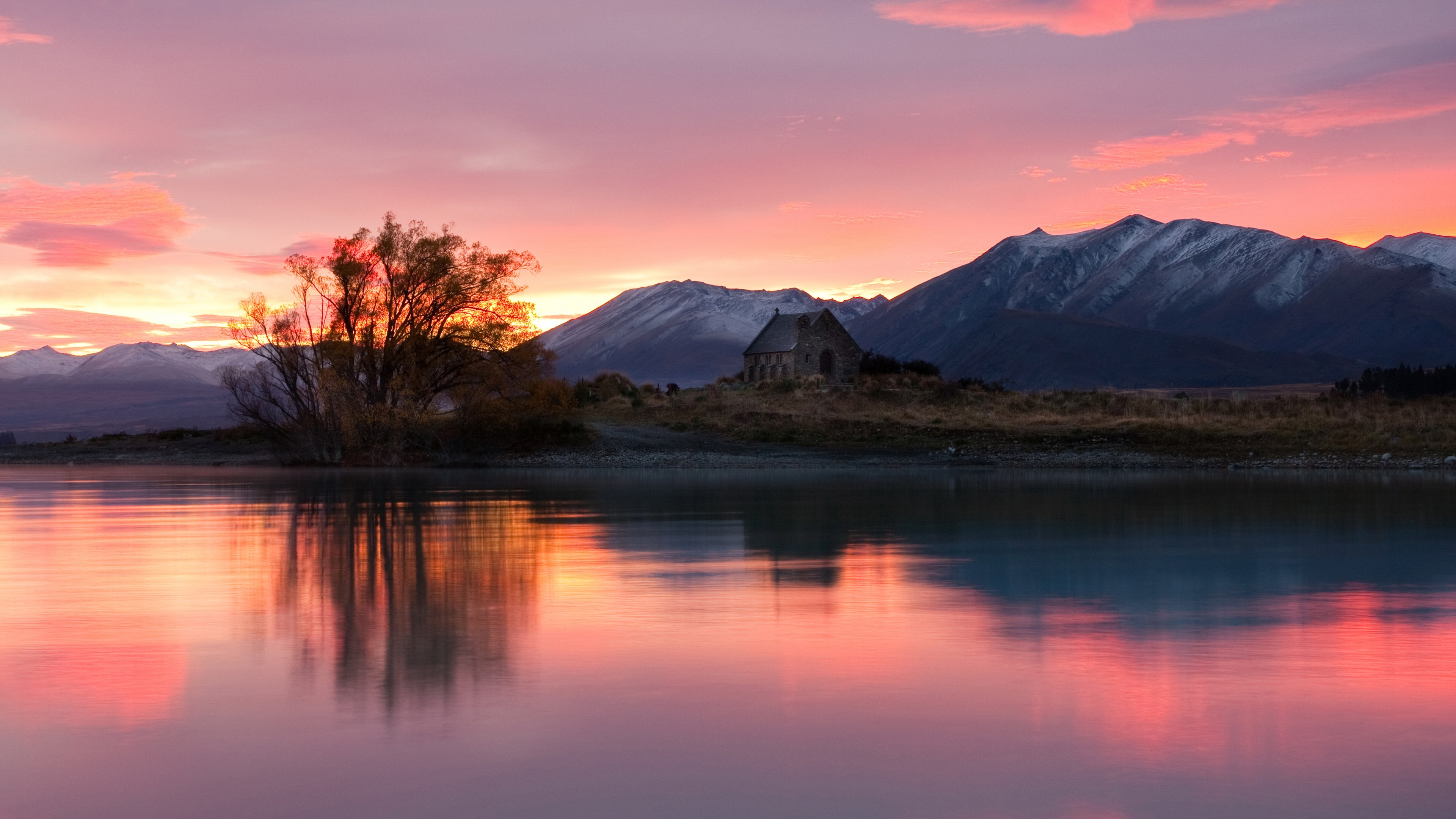 Church of the Good Shepherd at sunrise, Lake Tekapo HD Wallpaper