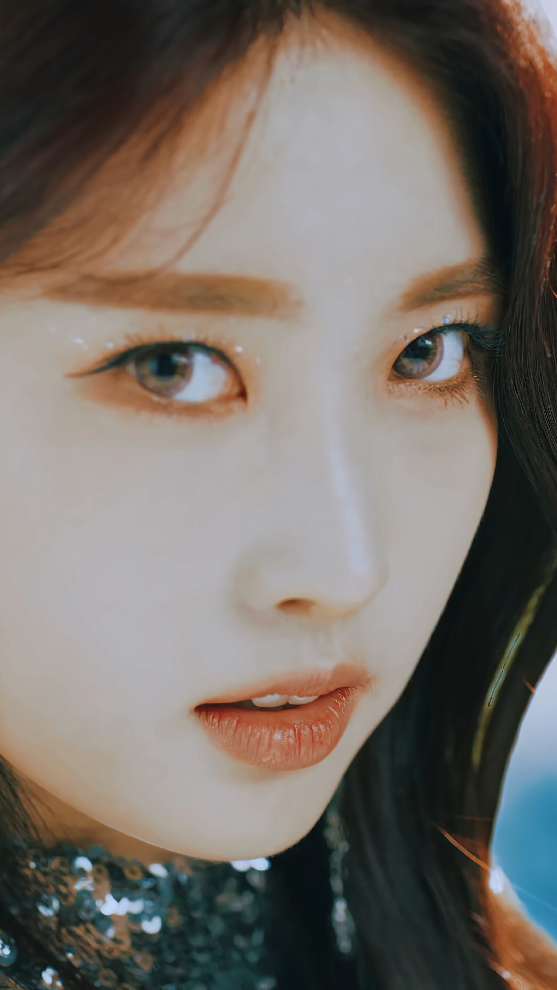 Sihyeon from EVERGLOW HD Phone Wallpaper