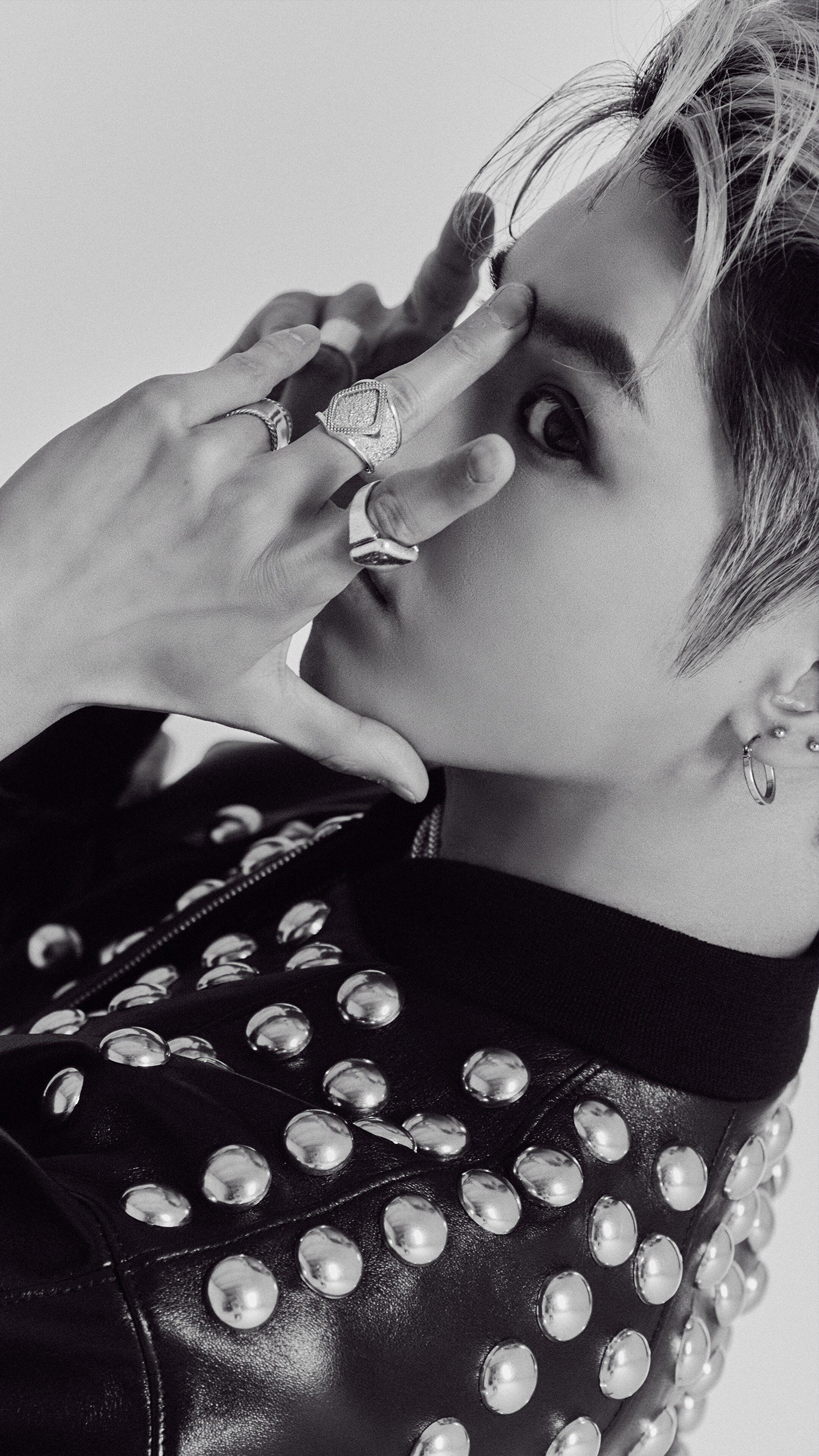 Taeyong from SuperM HD Phone Wallpaper