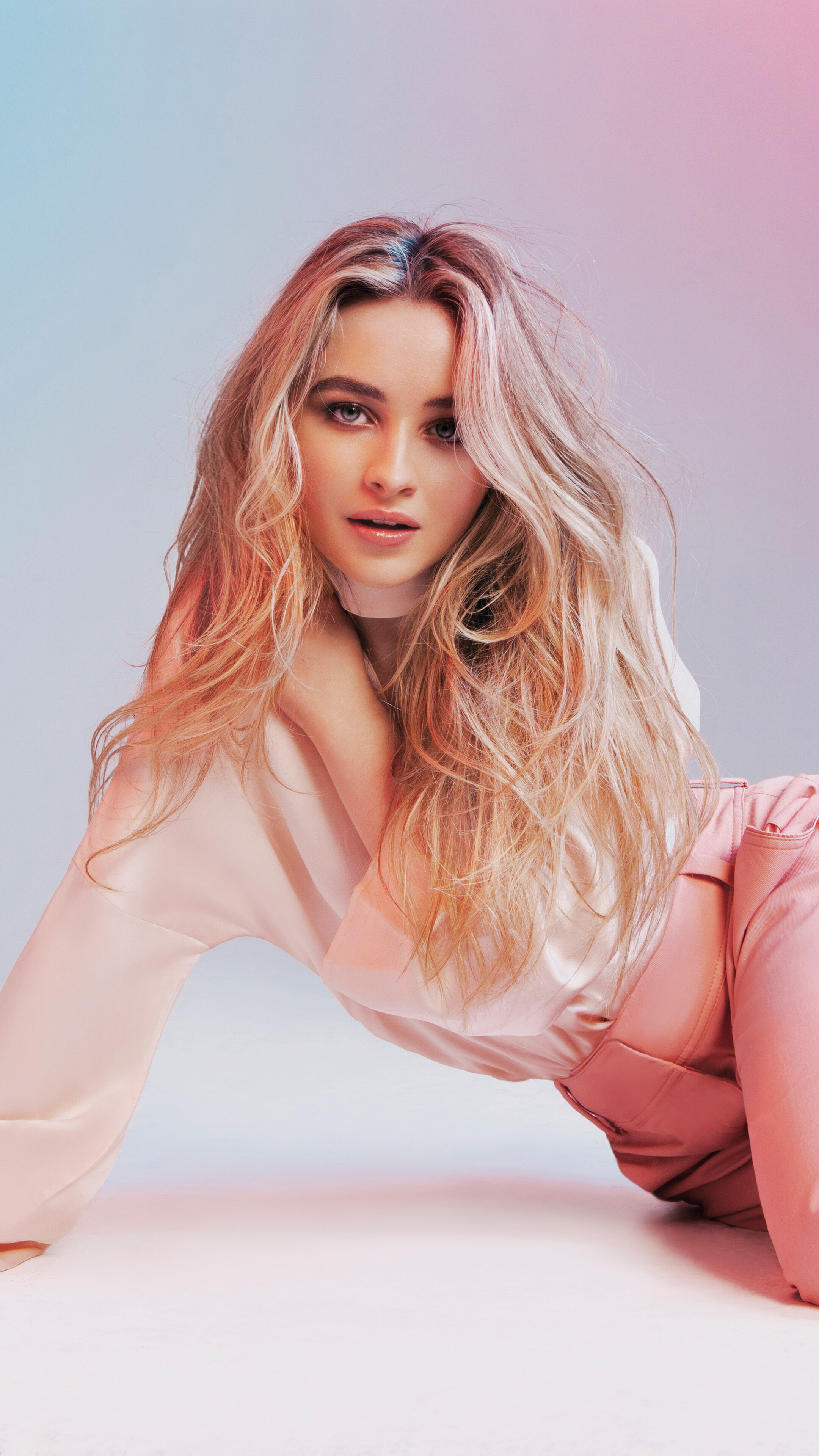 Sabrina Carpenter HD Phone Wallpaper