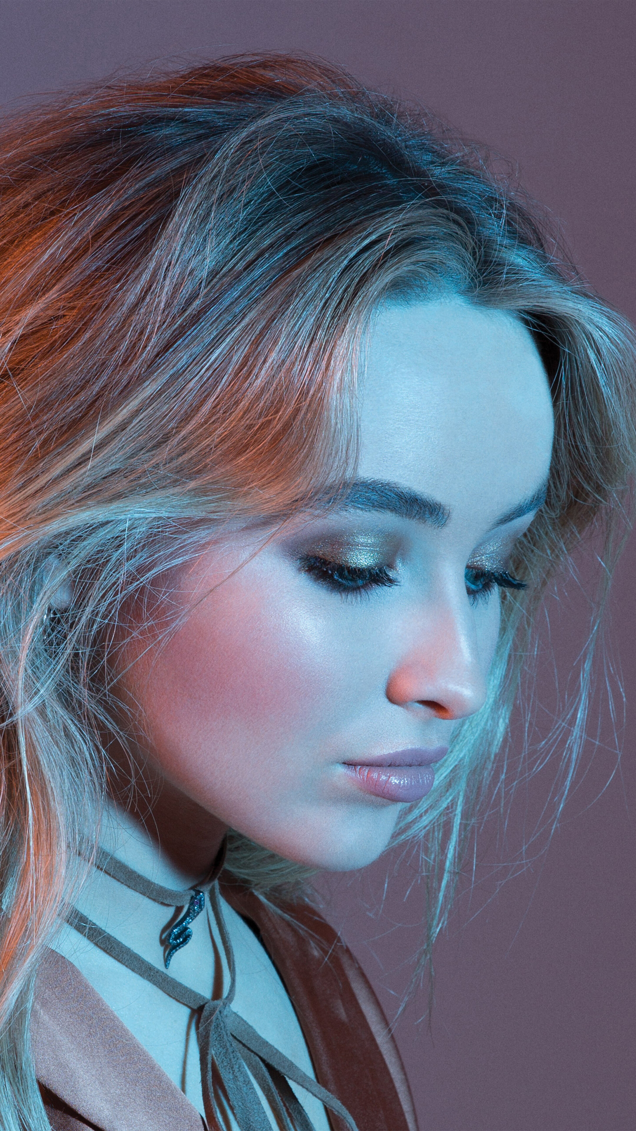 Sabrina Carpenter HD Phone Wallpaper