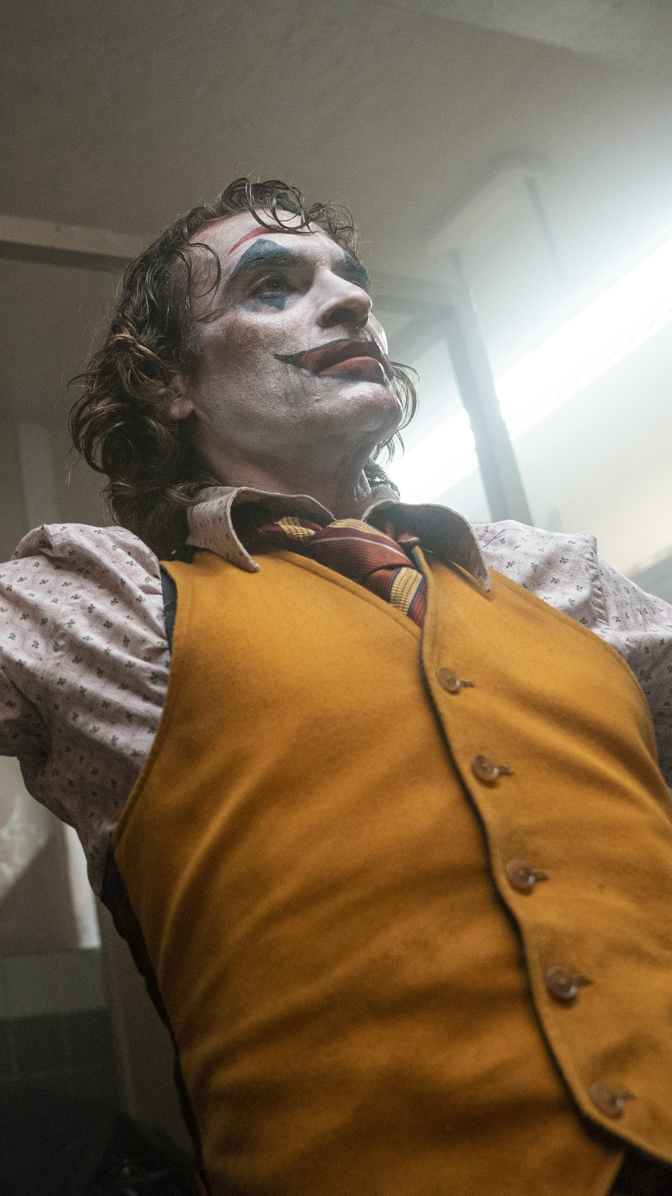 Joker from Joker (2019) HD Phone Wallpaper