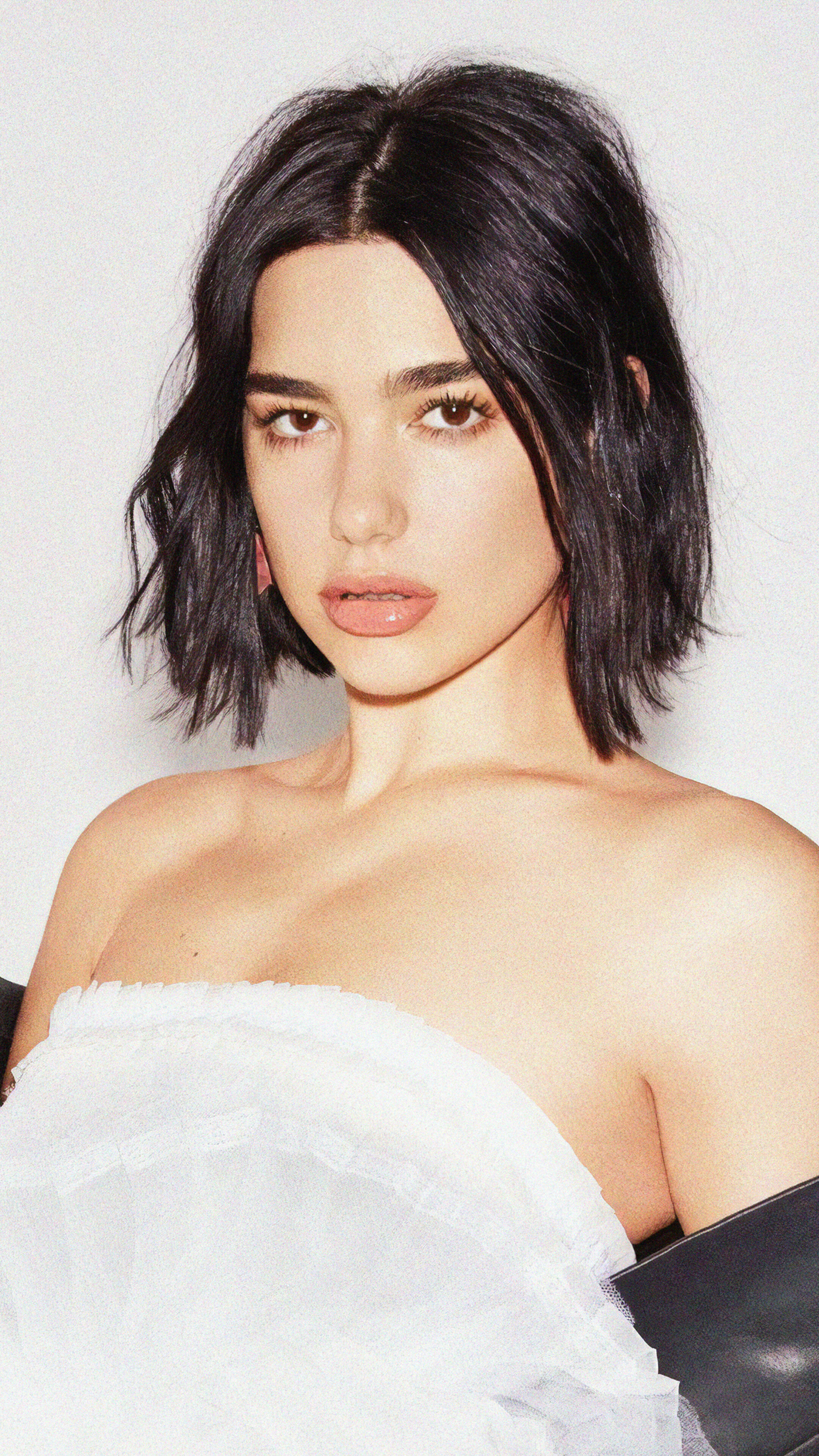 Dua Lipa 4K HD Phone Wallpaper