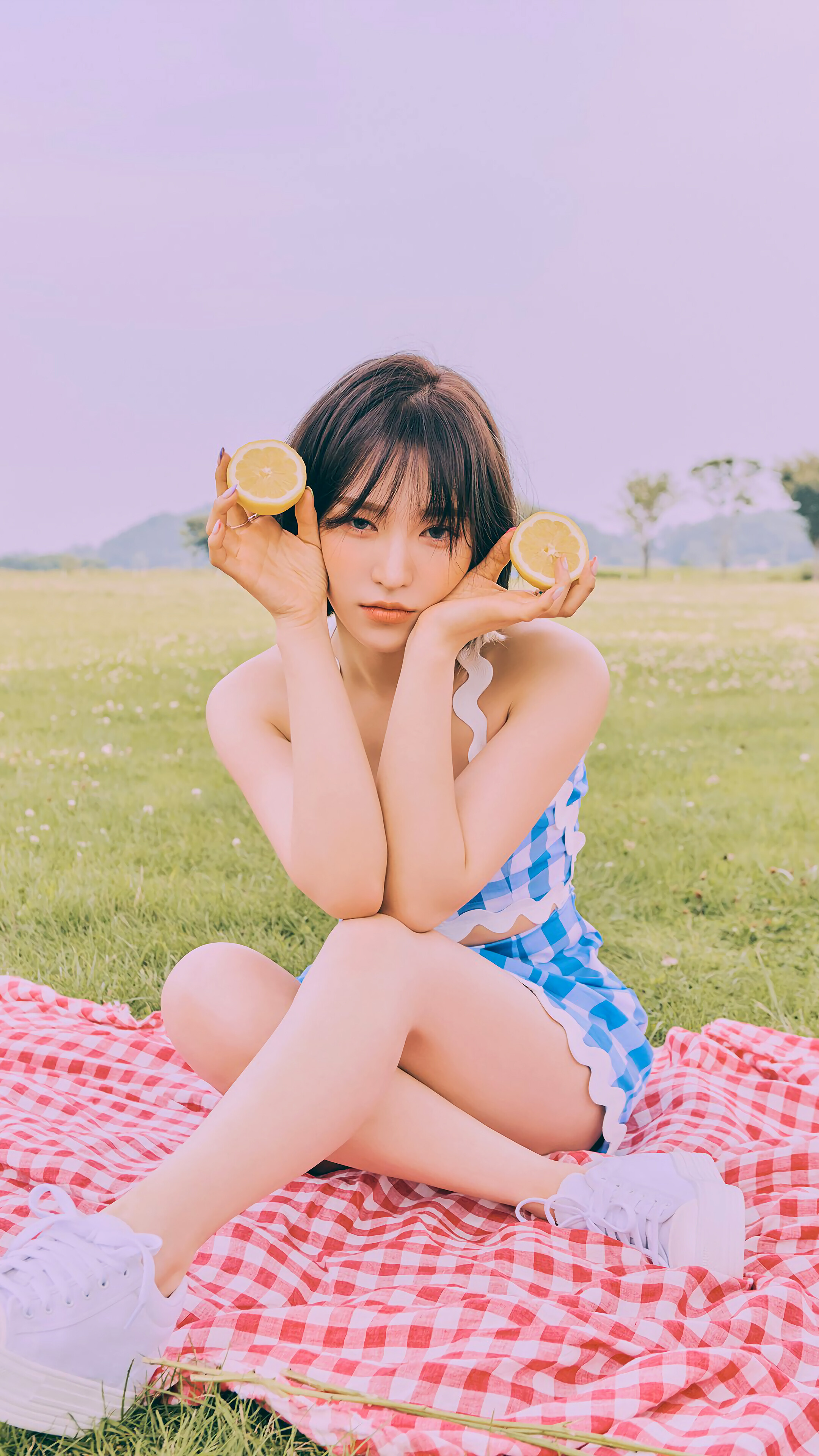 Wendy from Red Velvet holding lemons HD Phone Wallpaper