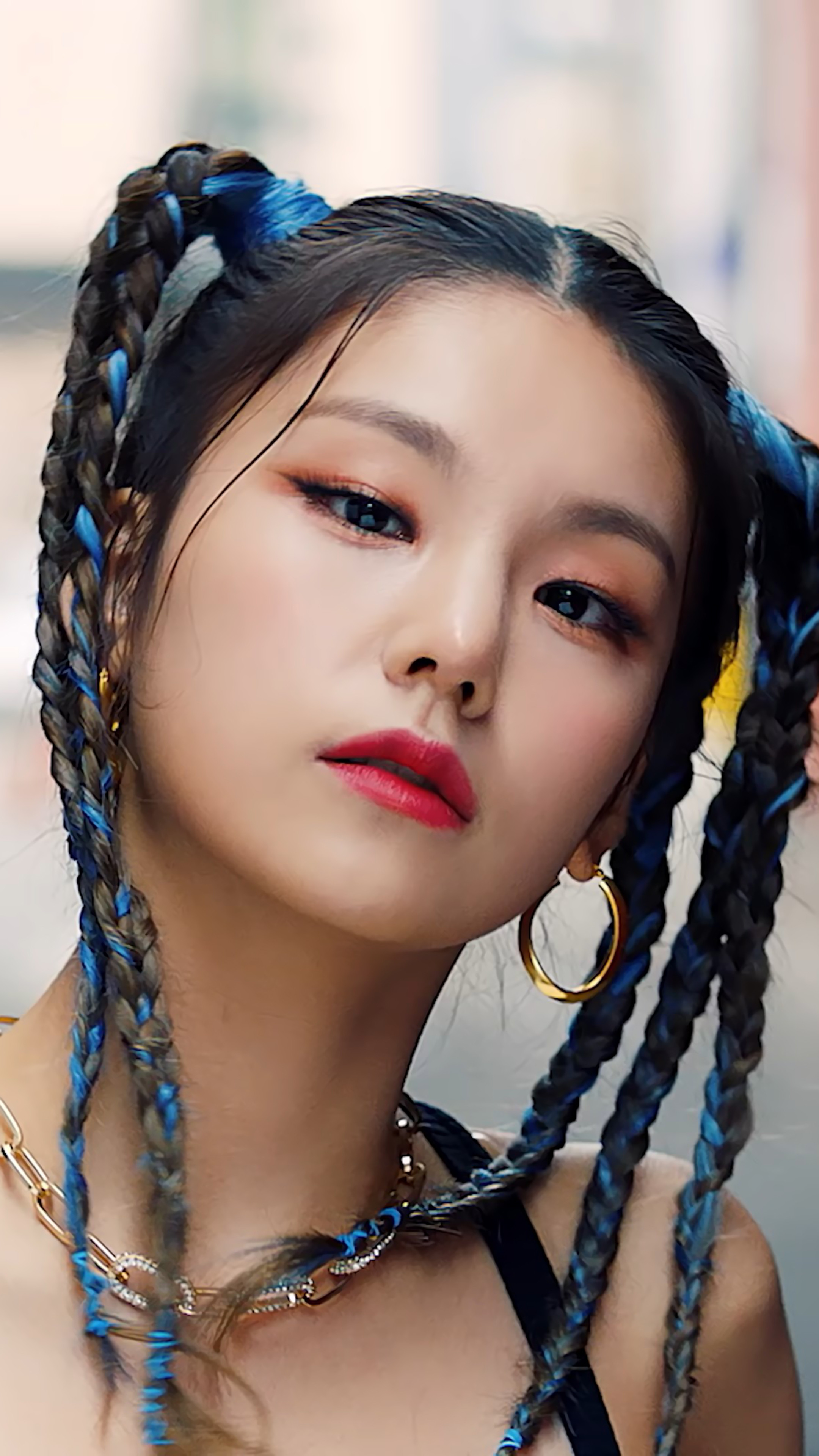 Yeji from ITZY with blue braided pigtails HD Phone Wallpaper