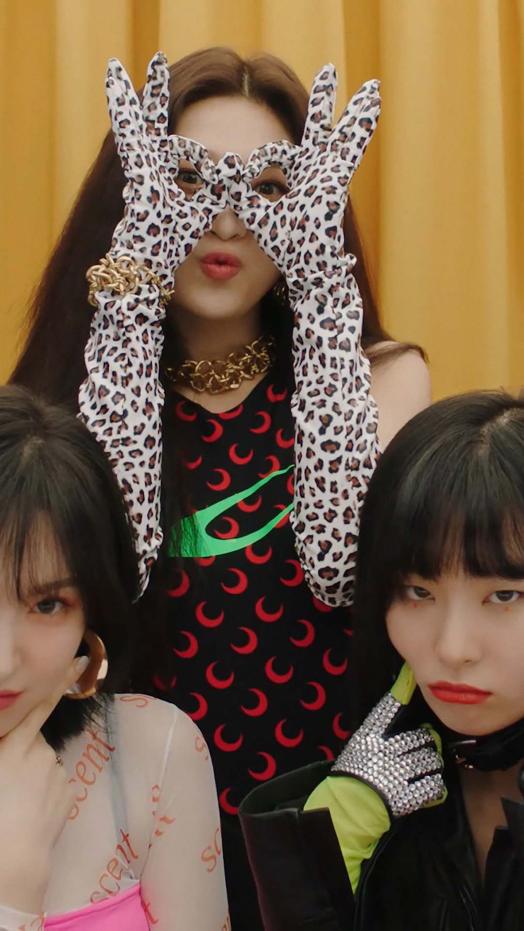 Red Velvet members Wendy, Joy, and Seulgi in Zimzalabim concept HD Phone Wallpaper