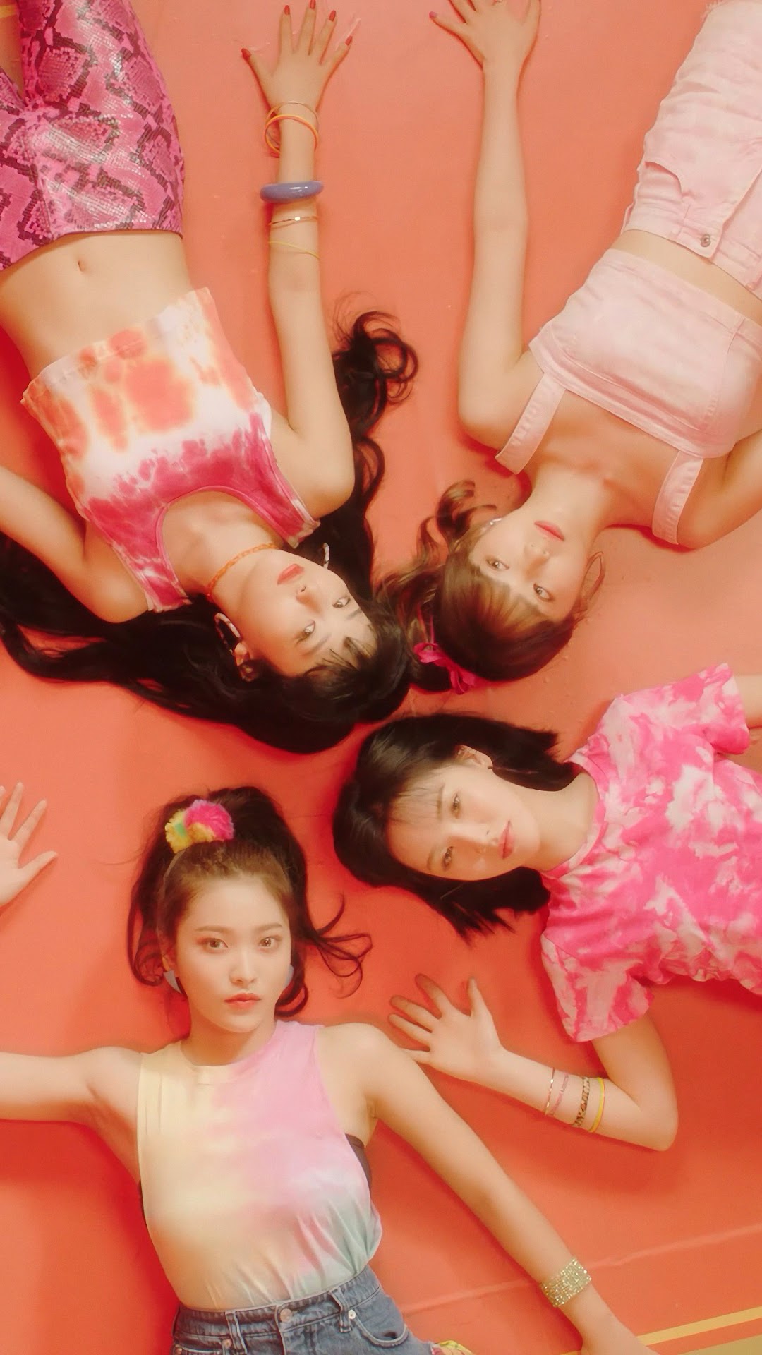 Red Velvet members Yeri, Wendy, Irene, and Seulgi from Zimzalabim HD Phone Wallpaper