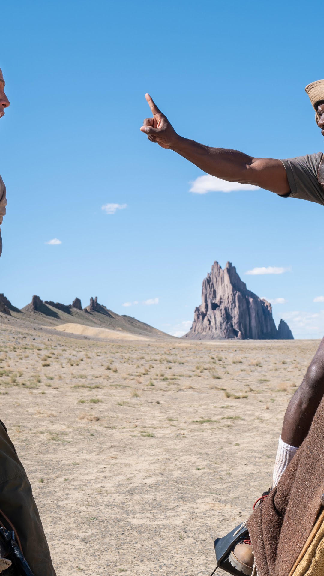 Dwayne Johnson and Kevin Hart from Jumanji 3 The Next Level HD Phone Wallpaper