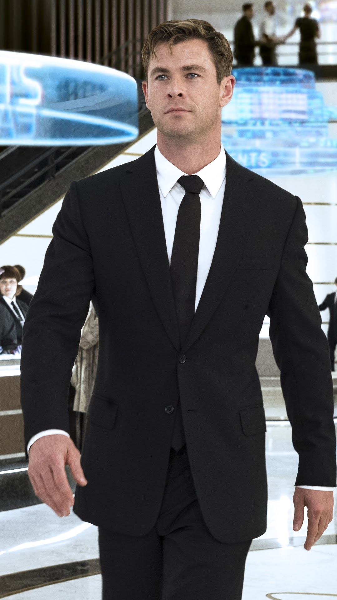 Agent H from Men in Black: International HD Phone Wallpaper