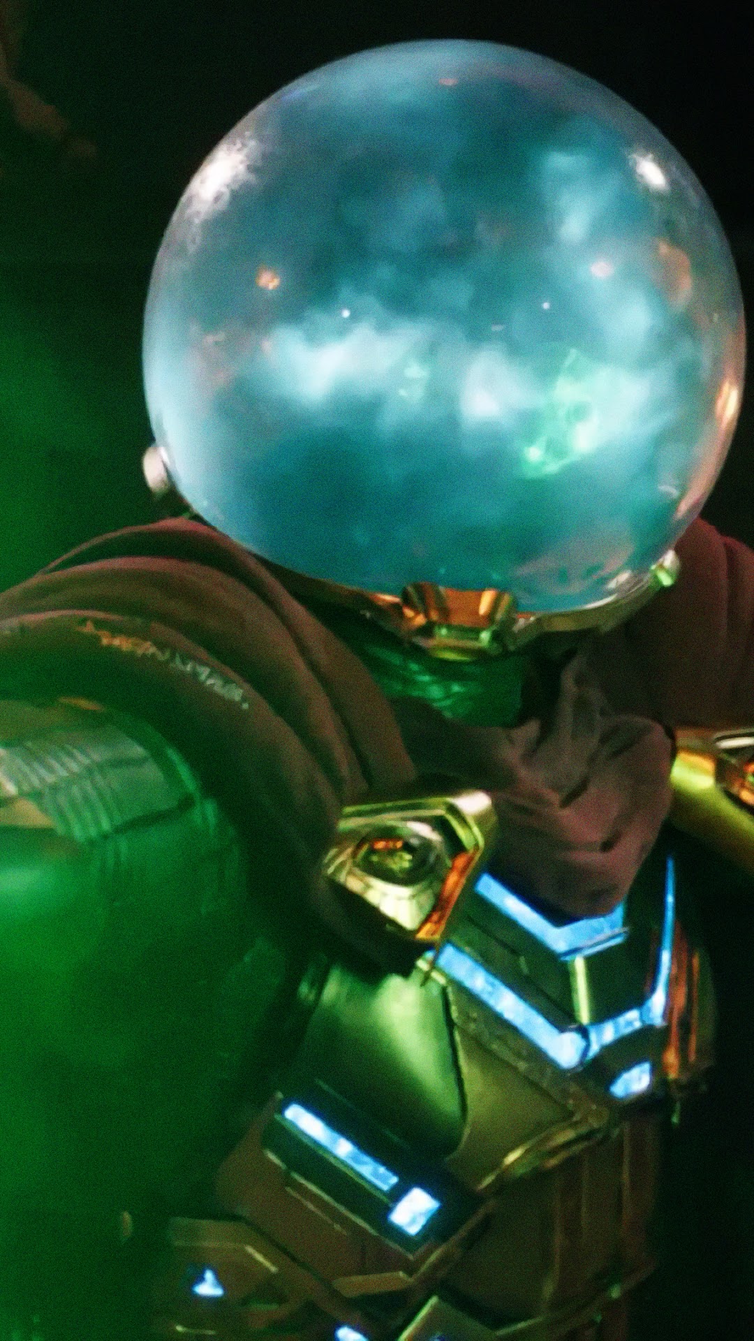 Mysterio from Spider-Man: Far From Home HD Phone Wallpaper