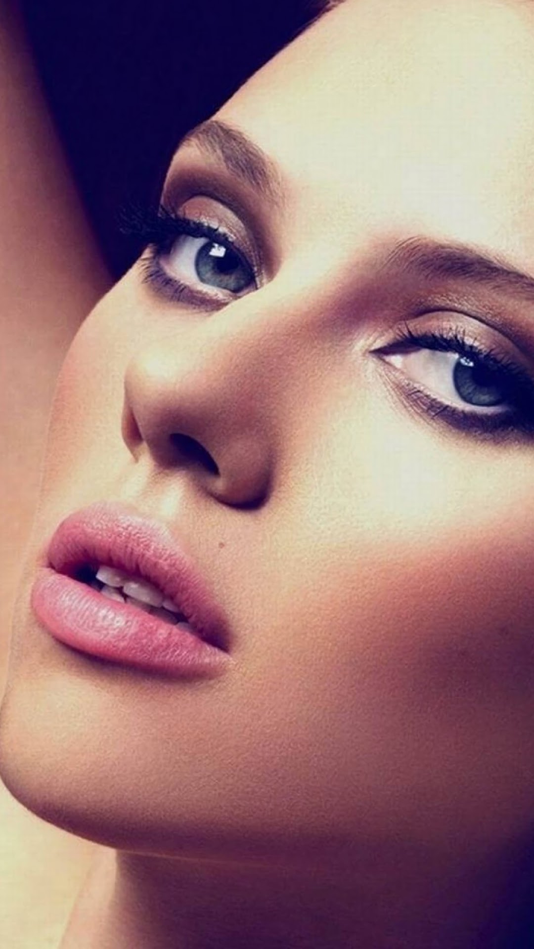 Scarlett Johansson close-up portrait HD Phone Wallpaper